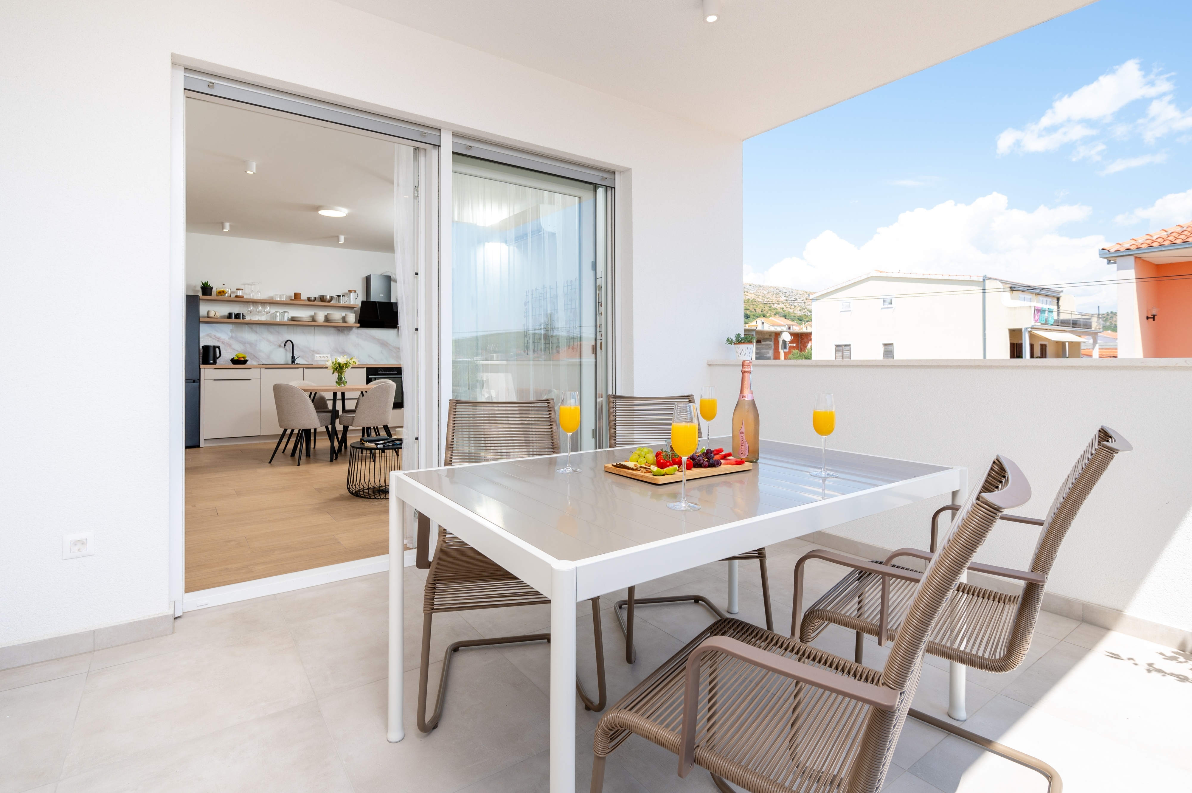 Two bedroom apartment with terrace Trogir  A-a