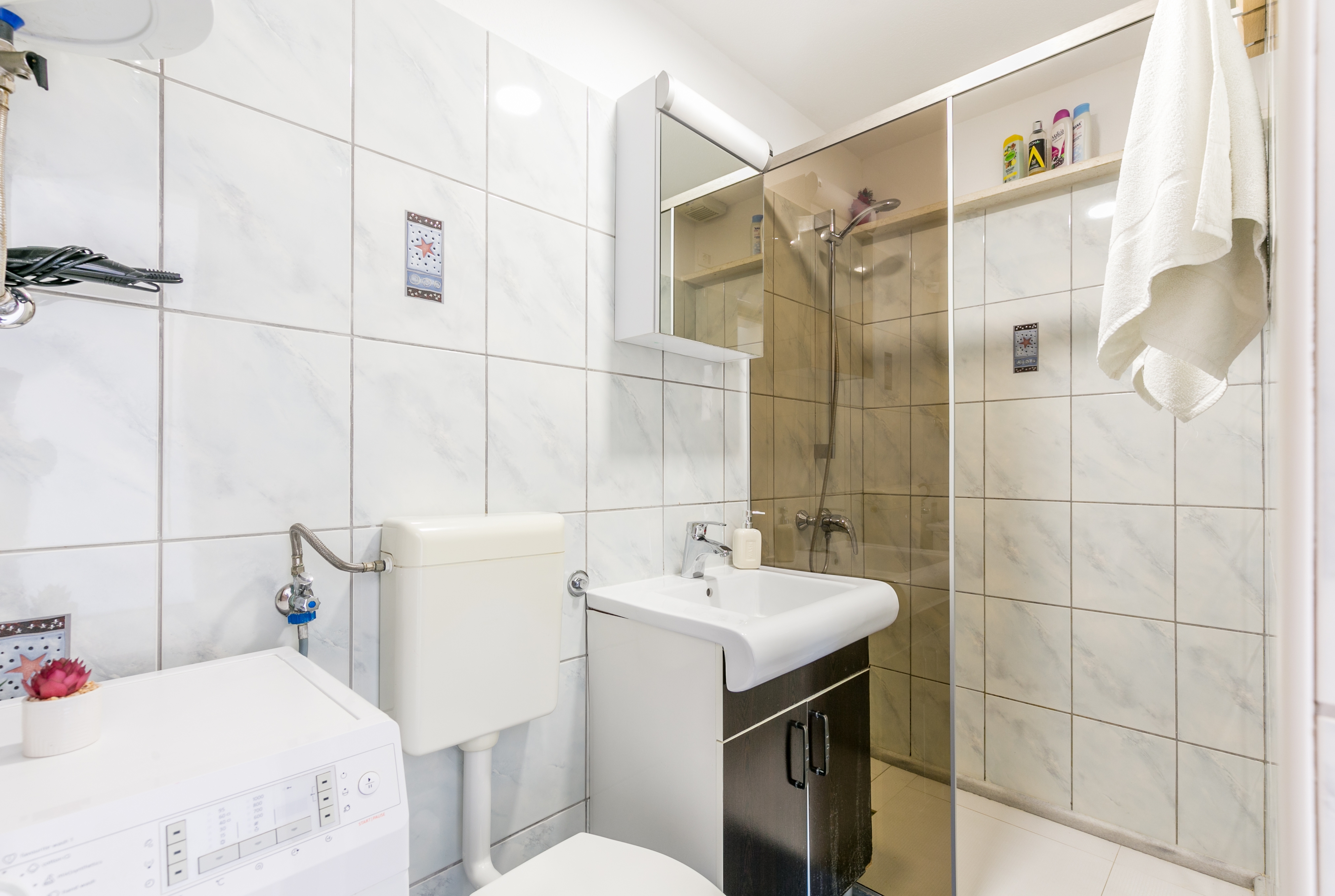One bedroom apartment with terrace and sea view Trogir  A-a