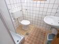 Povile, Bathroom in the apartment, (pet friendly) and WiFi.