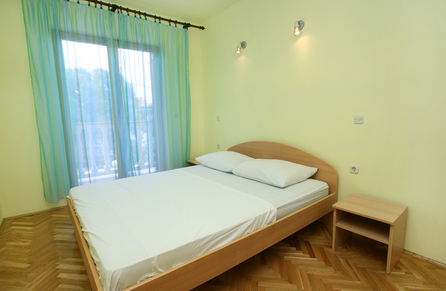 Top Novi Vinodolski Povile Top Novi Vinodolski Povile