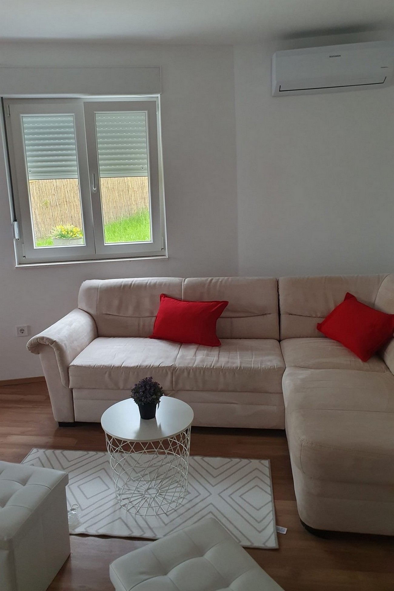 One bedroom apartment with terrace Mastrinka, Čiovo (A-23984-c)