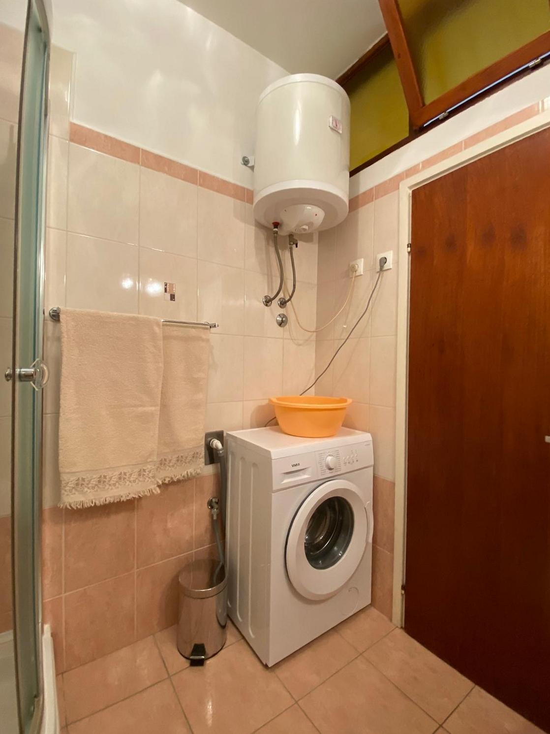 Studio flat with balcony and sea view Gršćica, Korčula  AS-b