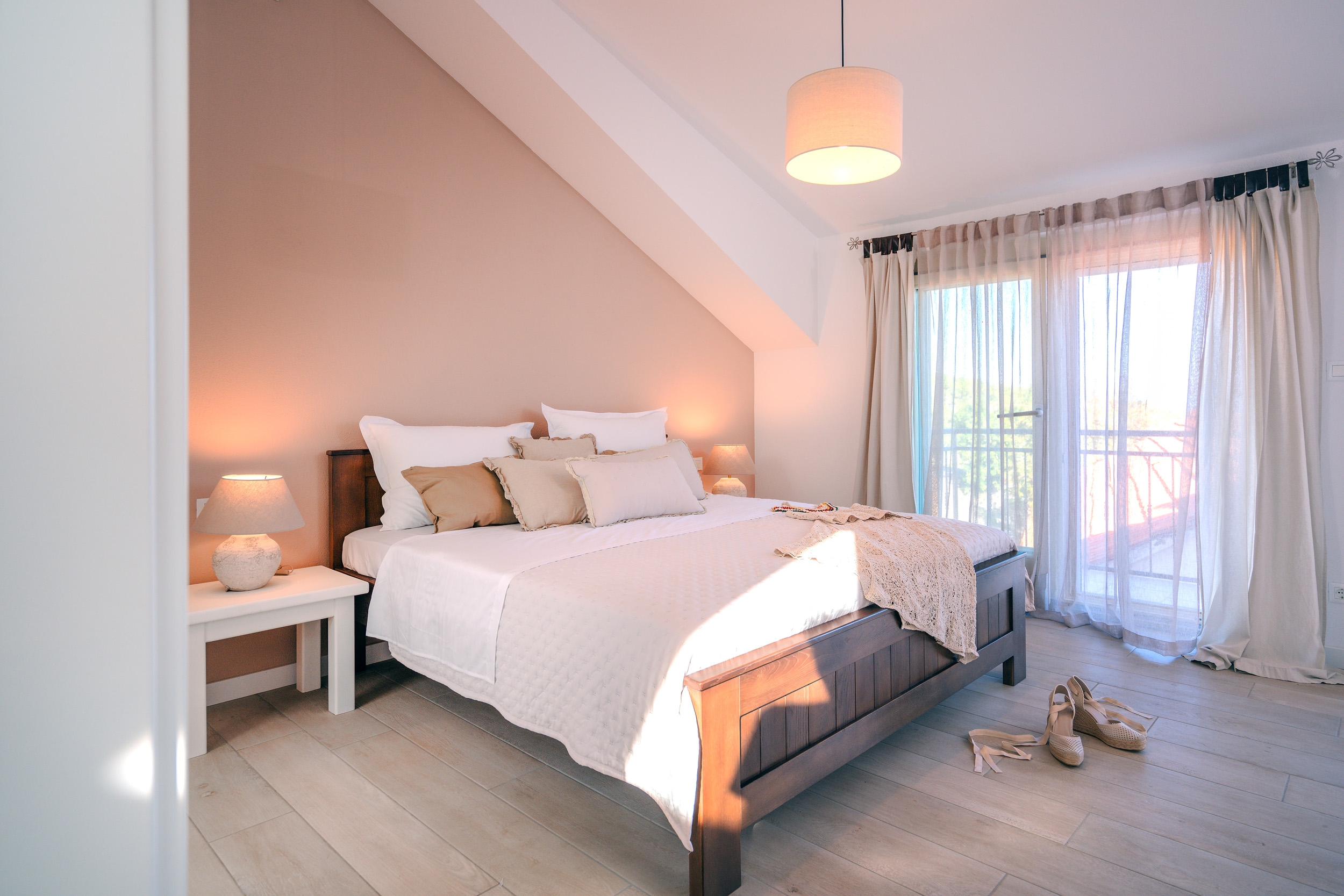 Four bedroom house with terrace and sea view Svirče, Hvar  K