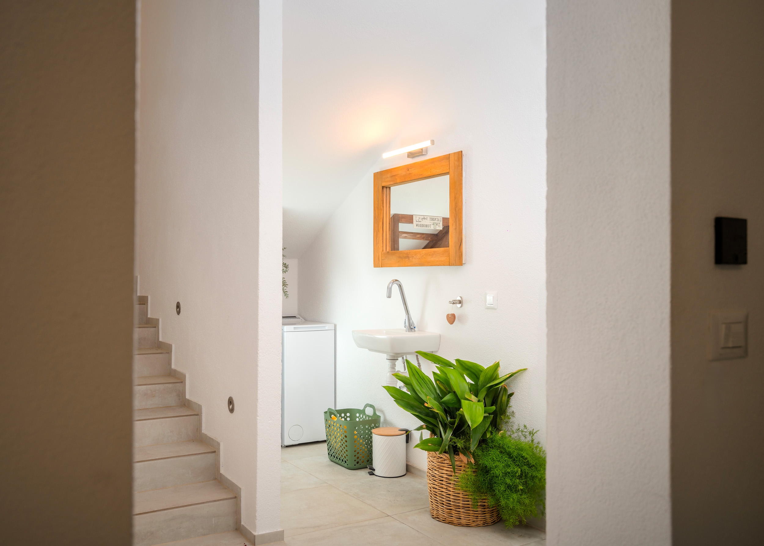 Four bedroom house with terrace and sea view Svirče, Hvar  K