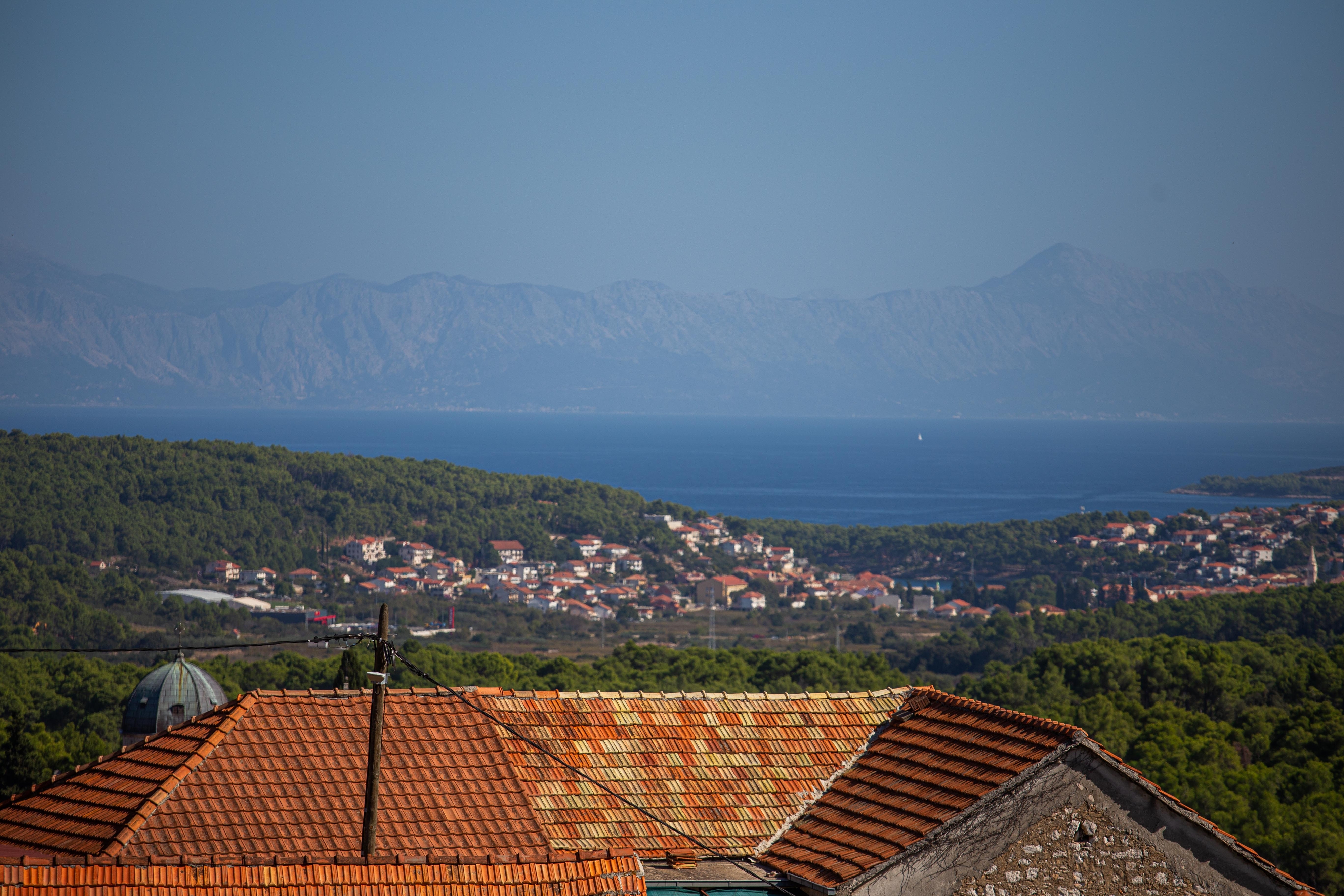 Four bedroom house with terrace and sea view Svirče, Hvar  K