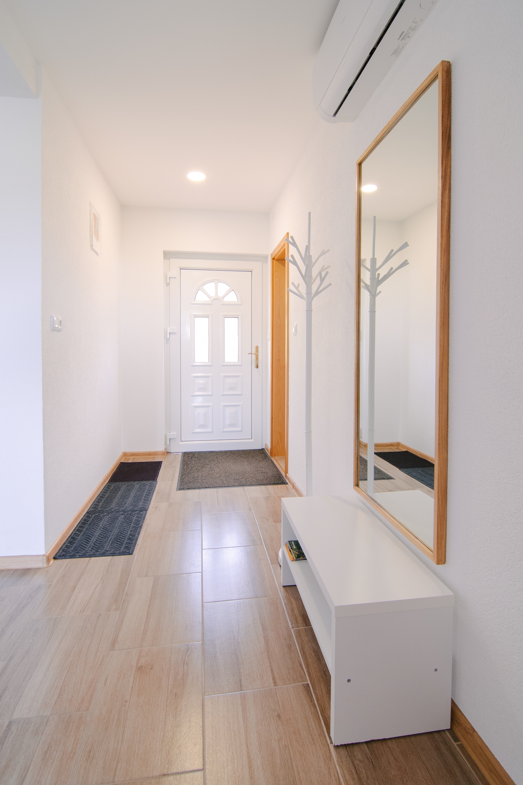 Two bedroom apartment with terrace Seliste Dreznicko, Plitvice  A-a