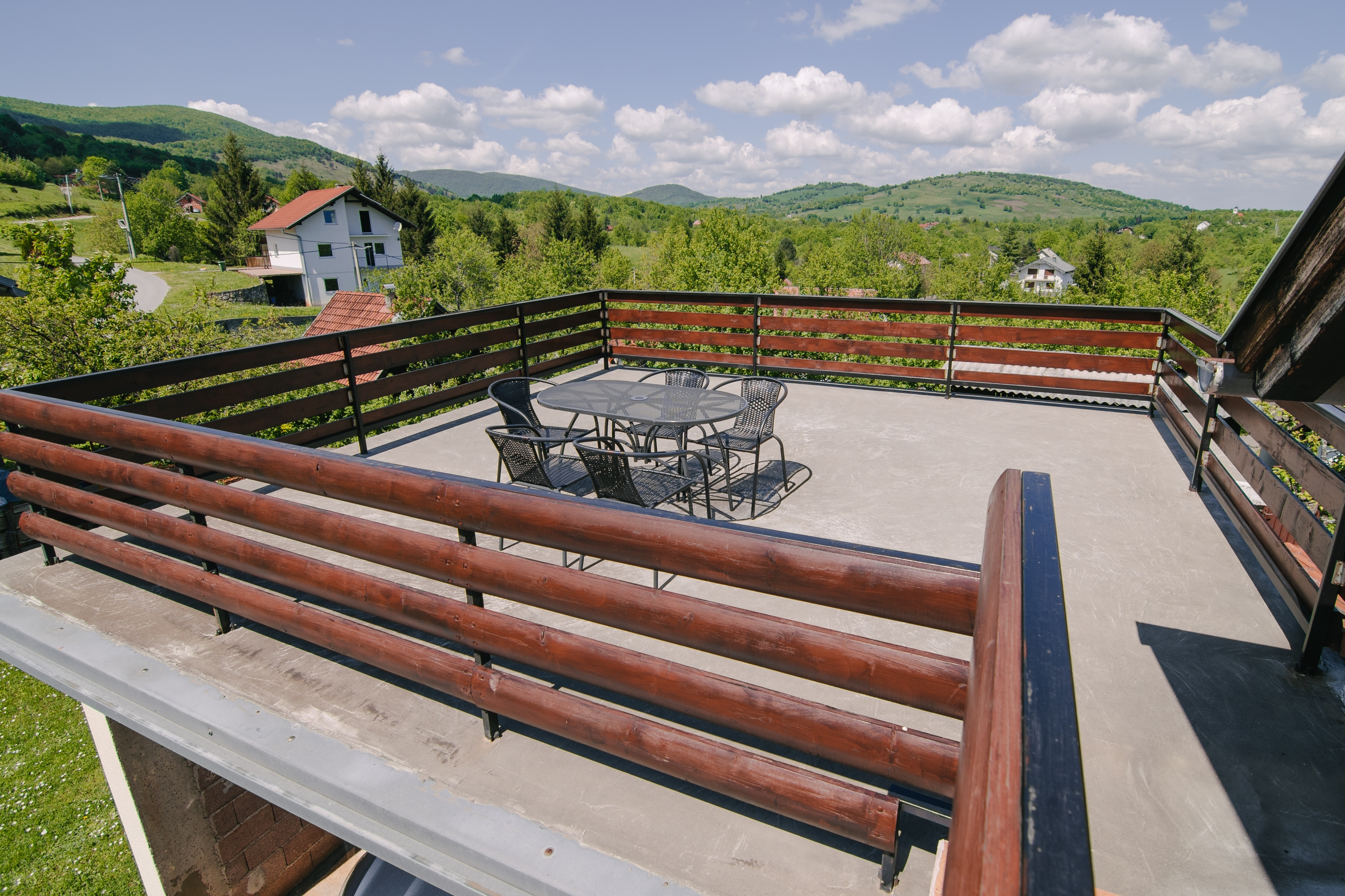 Two bedroom apartment with terrace Seliste Dreznicko, Plitvice  A-a