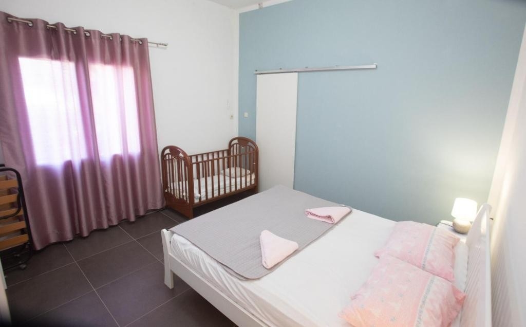 Four bedroom house with terrace Selca, Brač  K