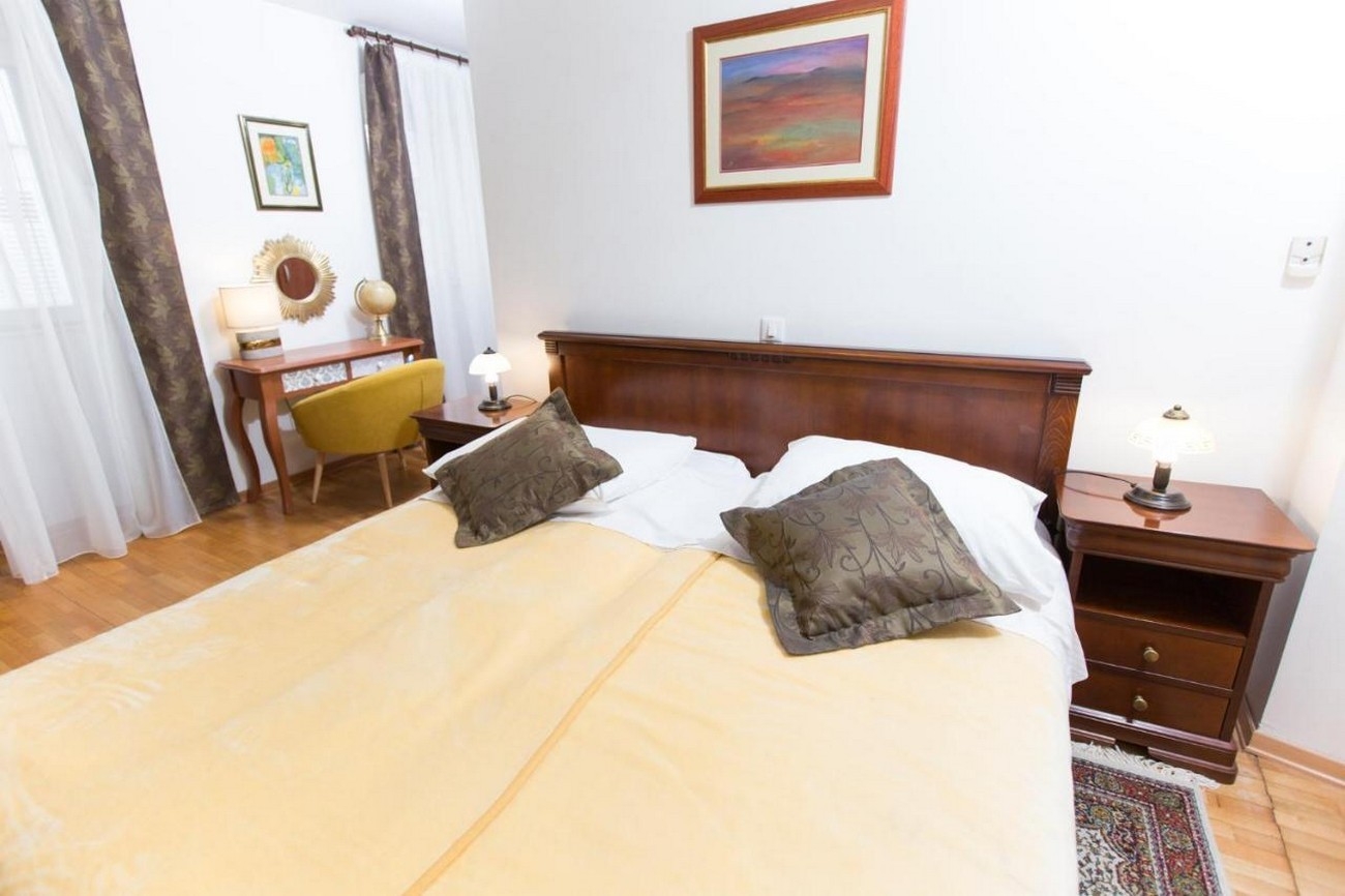 Room with air-conditioning Split  S-a