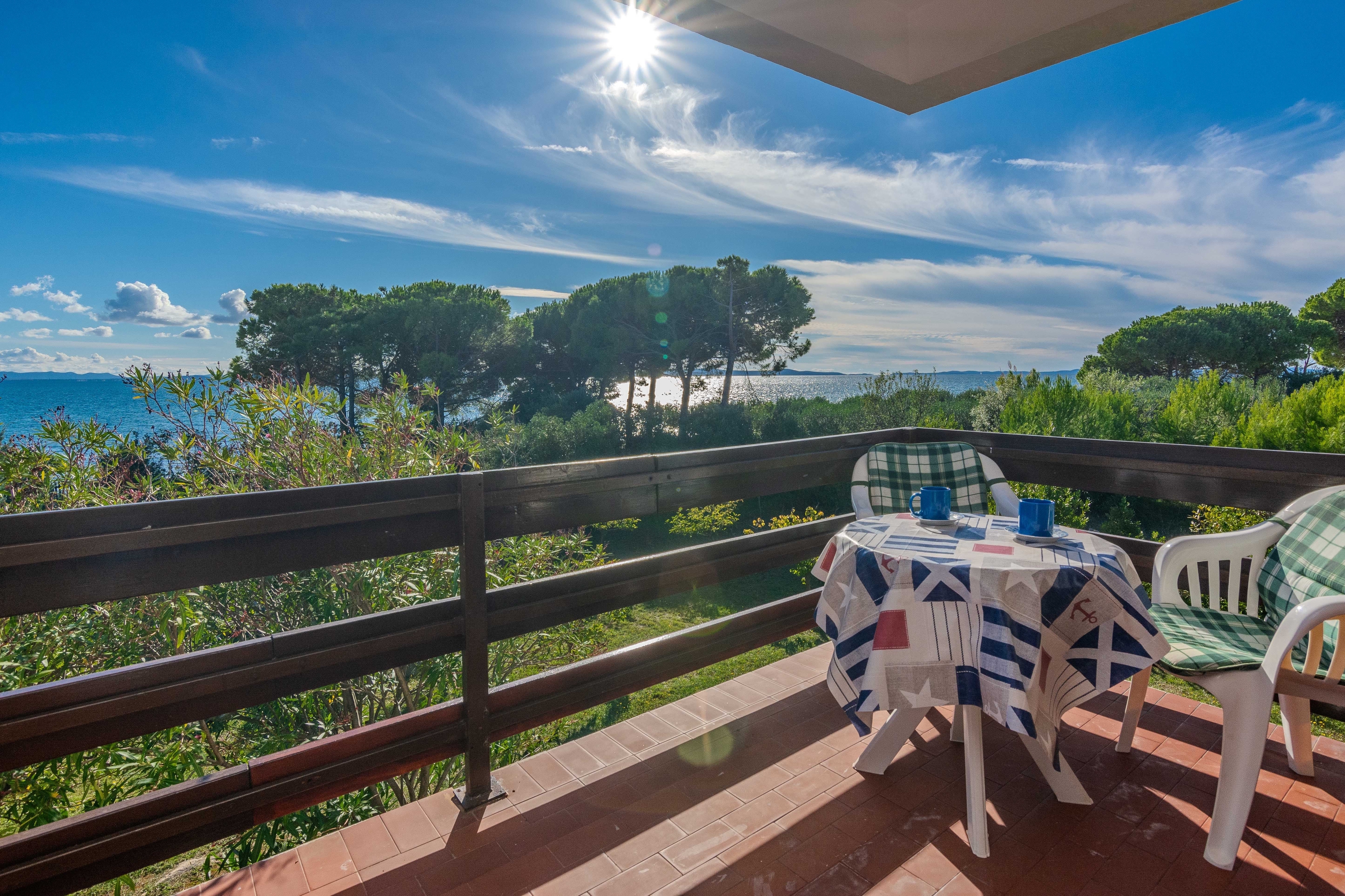 One bedroom apartment near beach Privlaka, Zadar (A-24008-a)