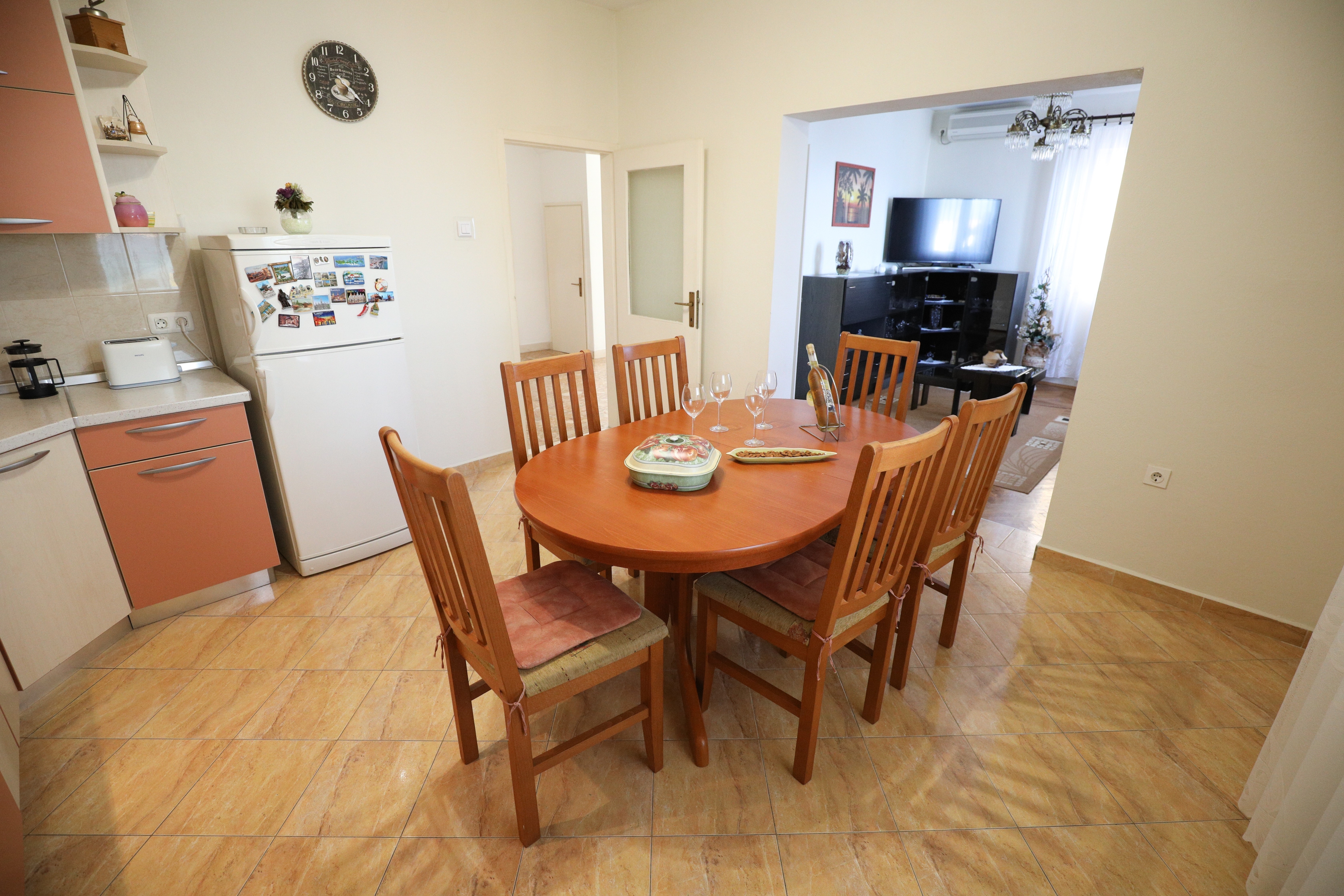 Comfortable and spacious house near beach Kukljica, Ugljan  K