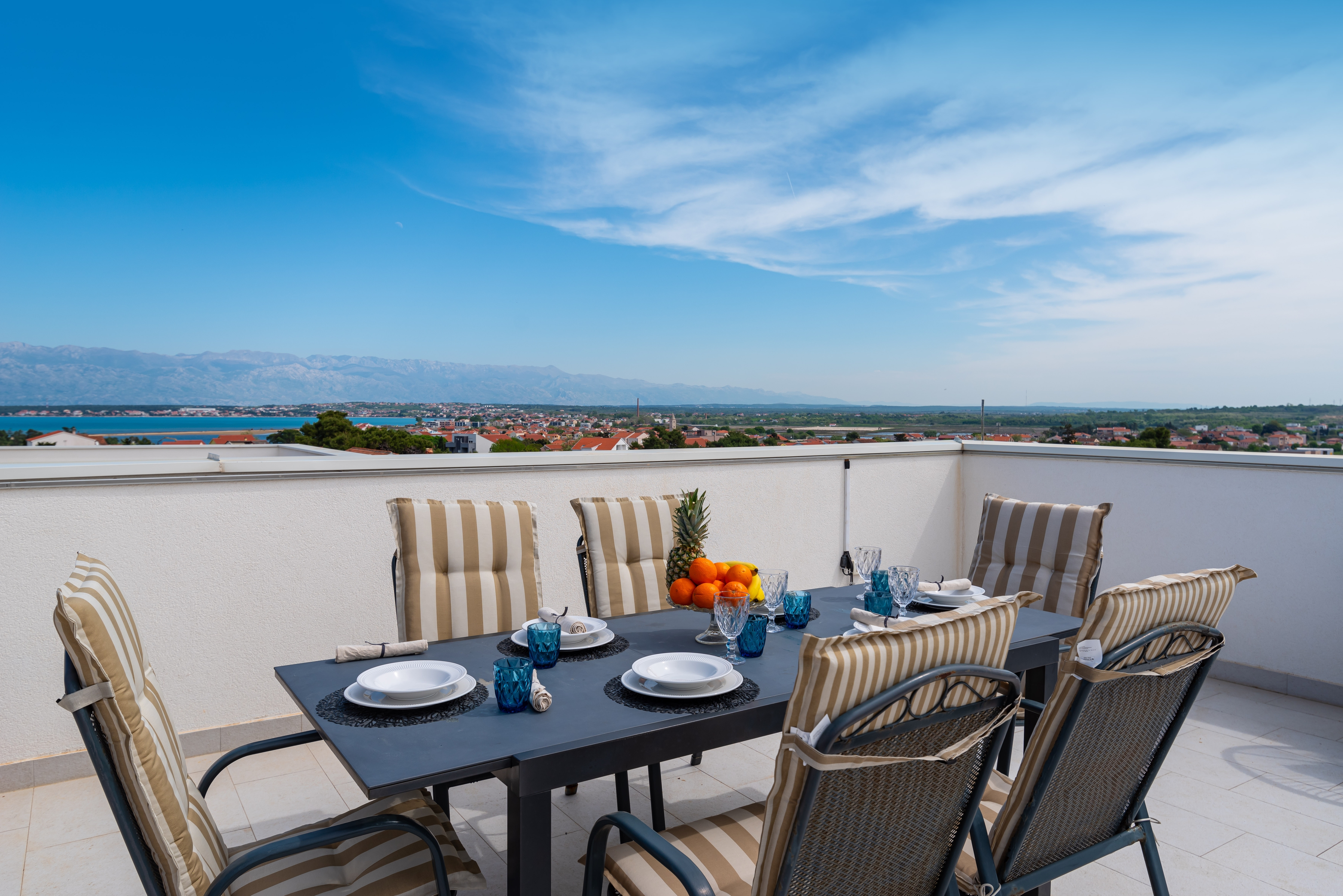 Two bedroom apartment with terrace and sea view Nin, Zadar  A-a