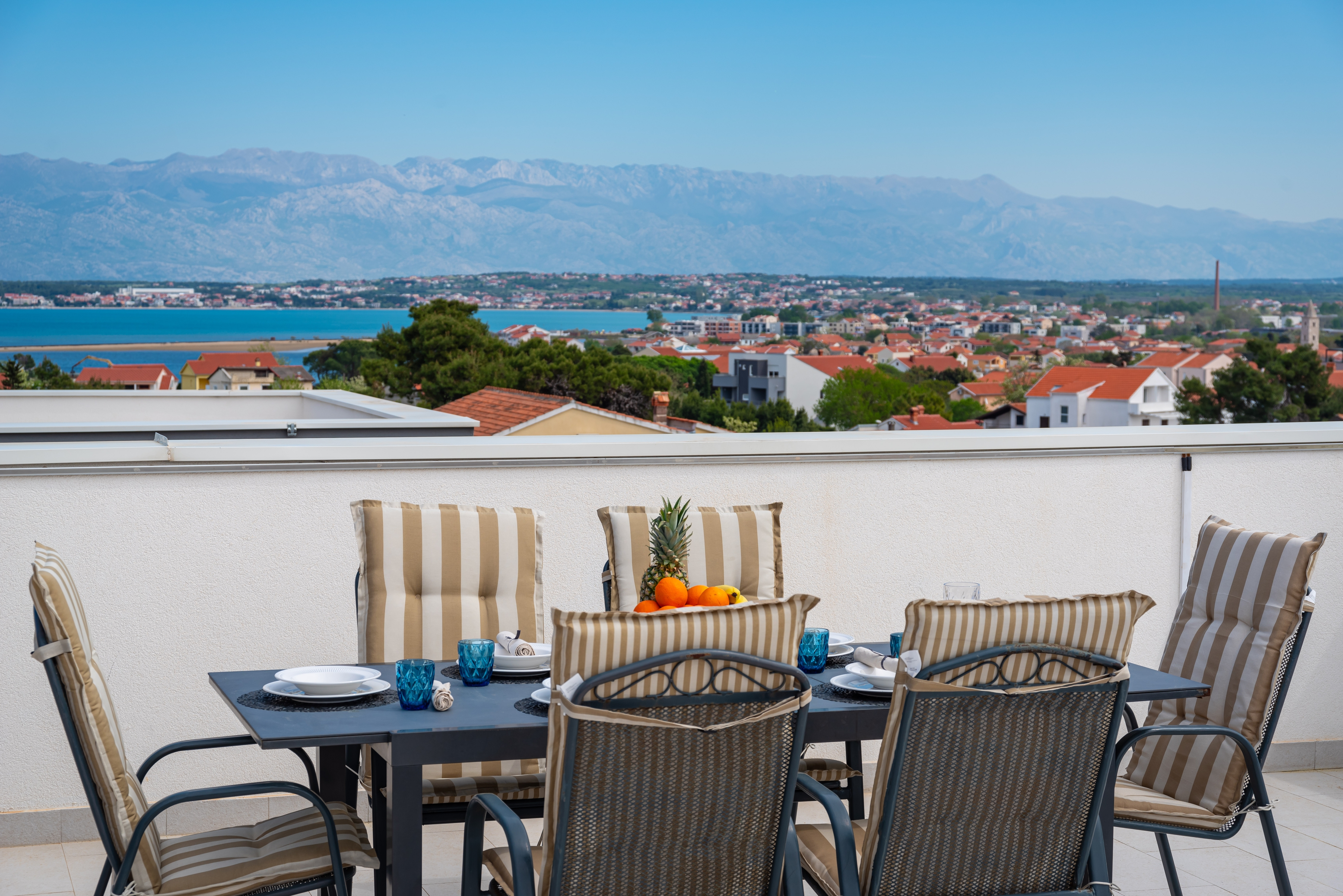 Two bedroom apartment with terrace and sea view Nin, Zadar  A-a