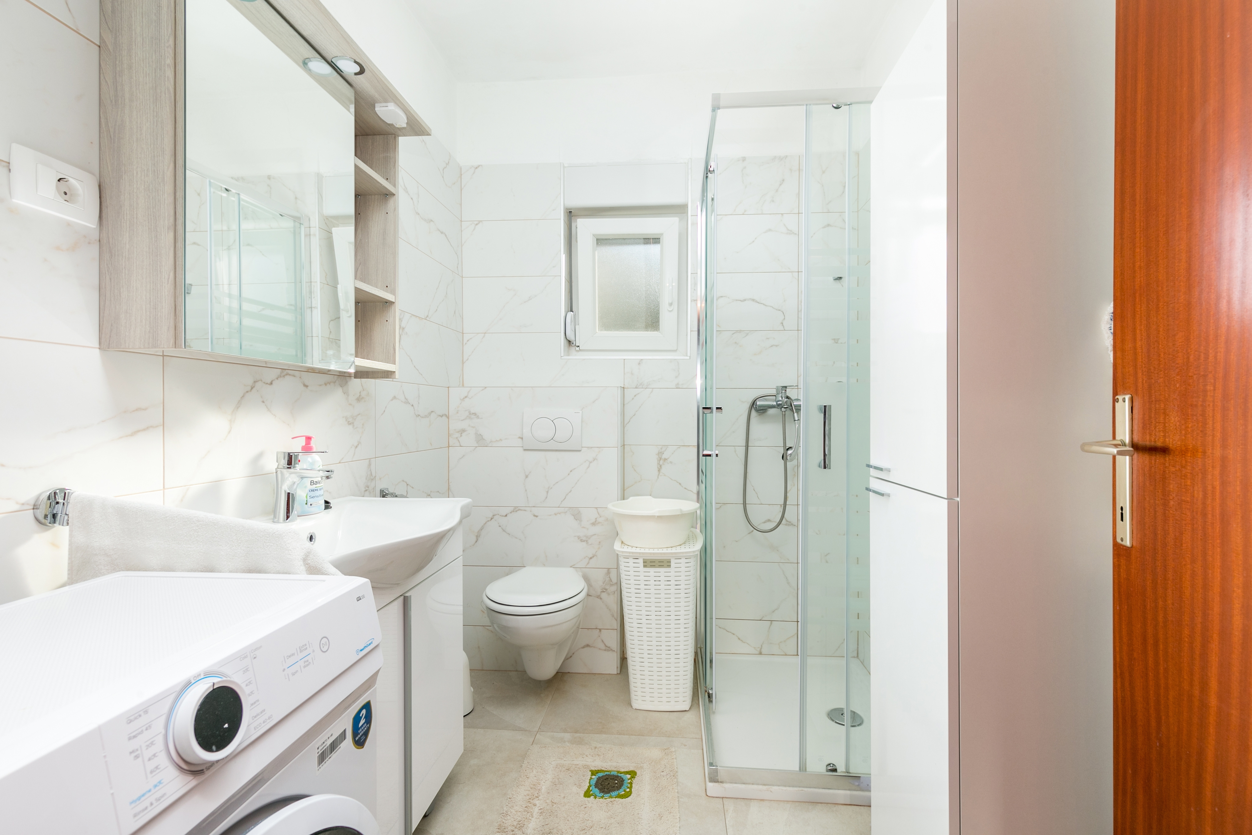 Two bedroom apartment near beach Mastrinka, Čiovo  A-b