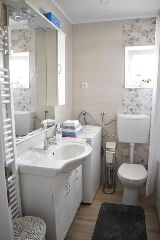 One bedroom apartment with terrace Valpovo, Slavonija  A-a