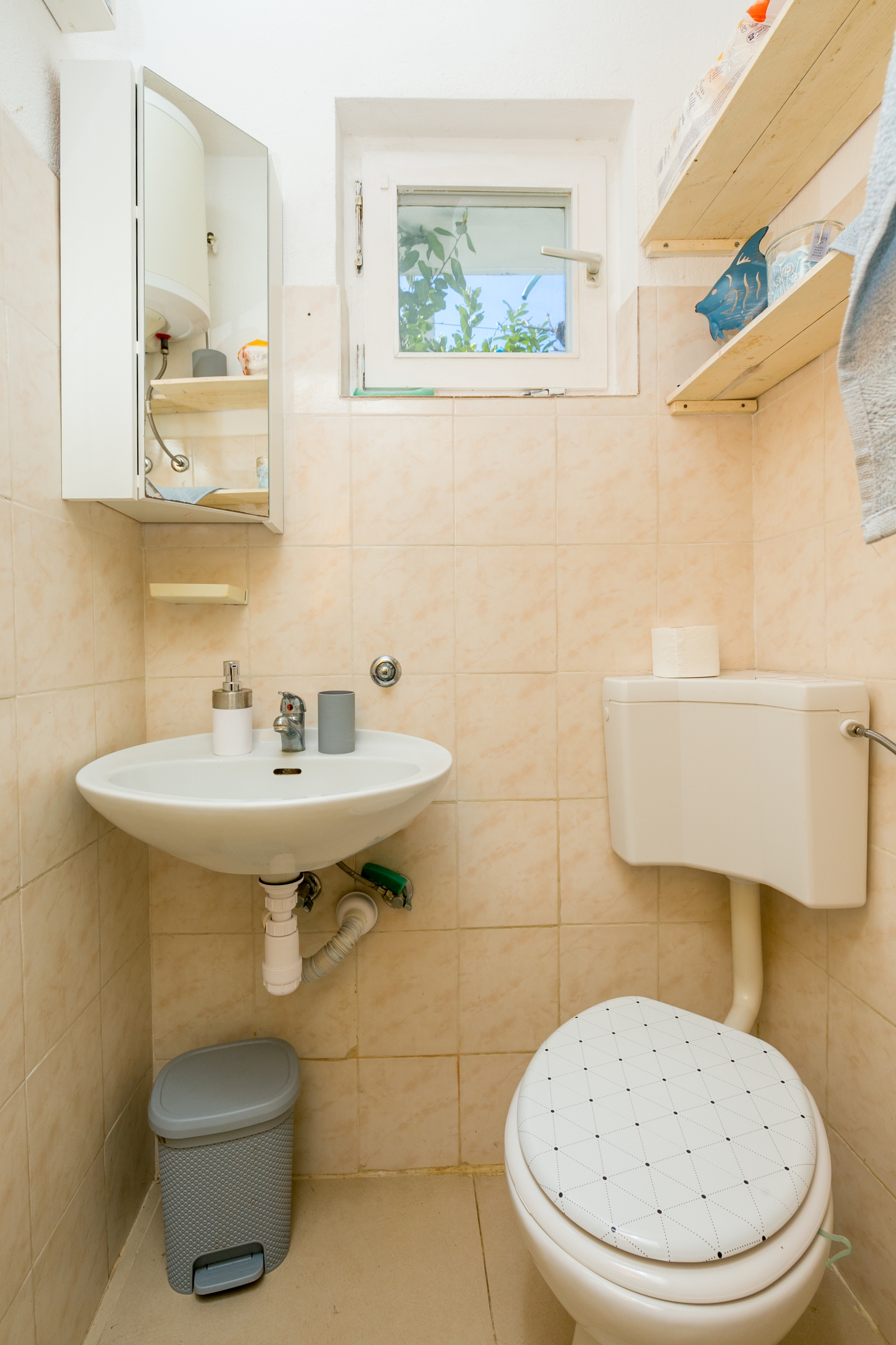 Four bedroom house with terrace Okrug Donji, Čiovo  K