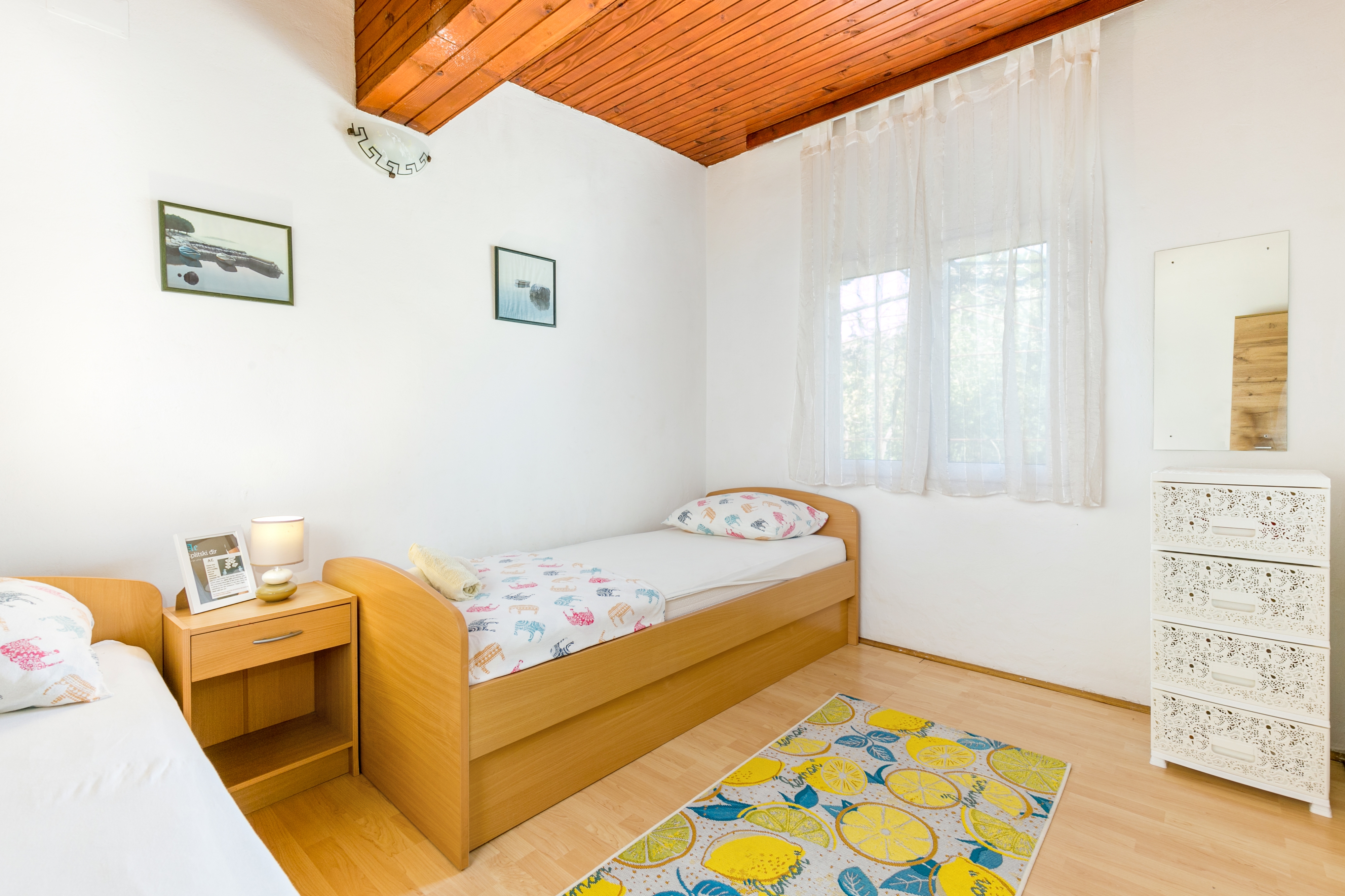 Four bedroom house with terrace Okrug Donji, Čiovo  K