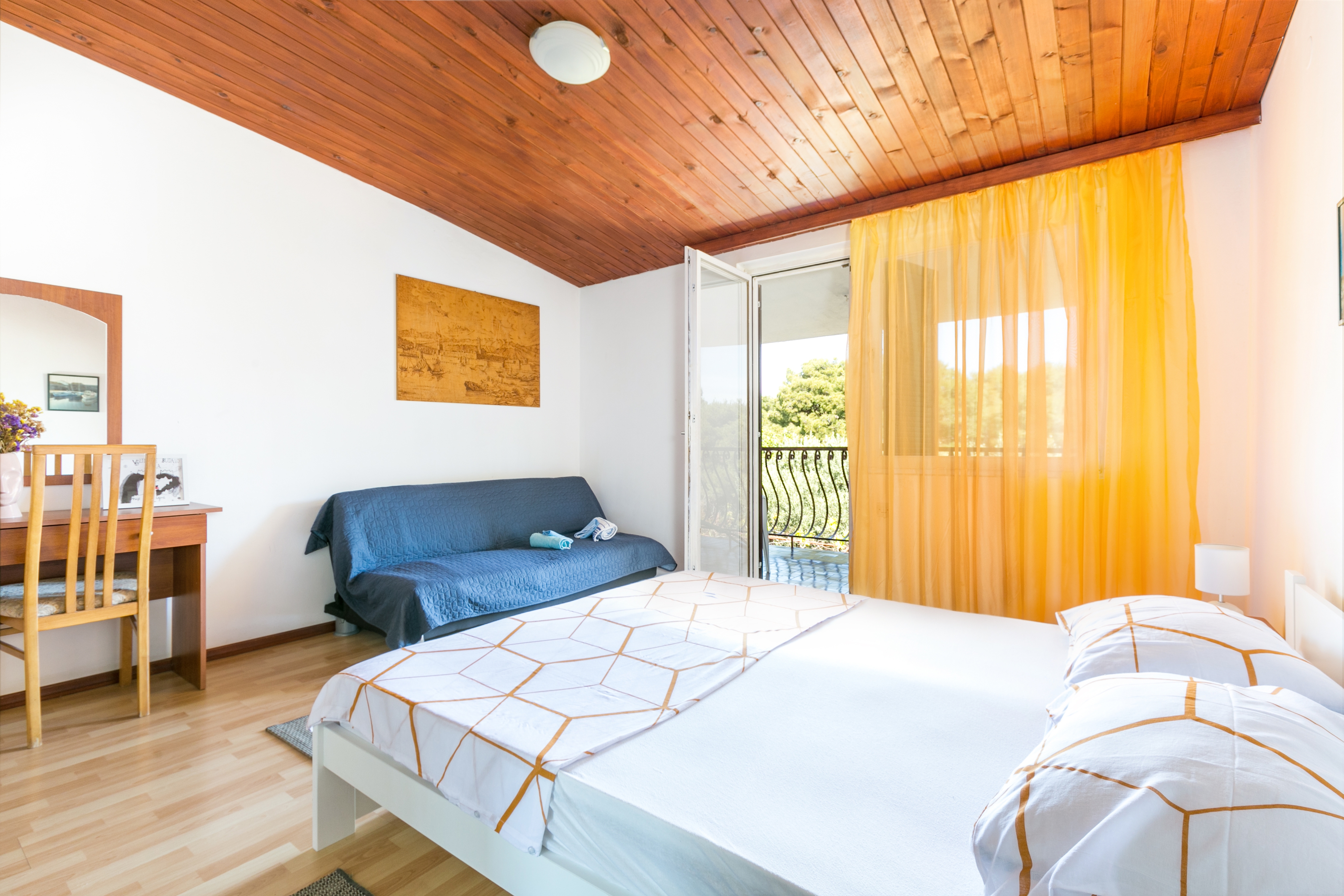 Four bedroom house with terrace Okrug Donji, Čiovo  K