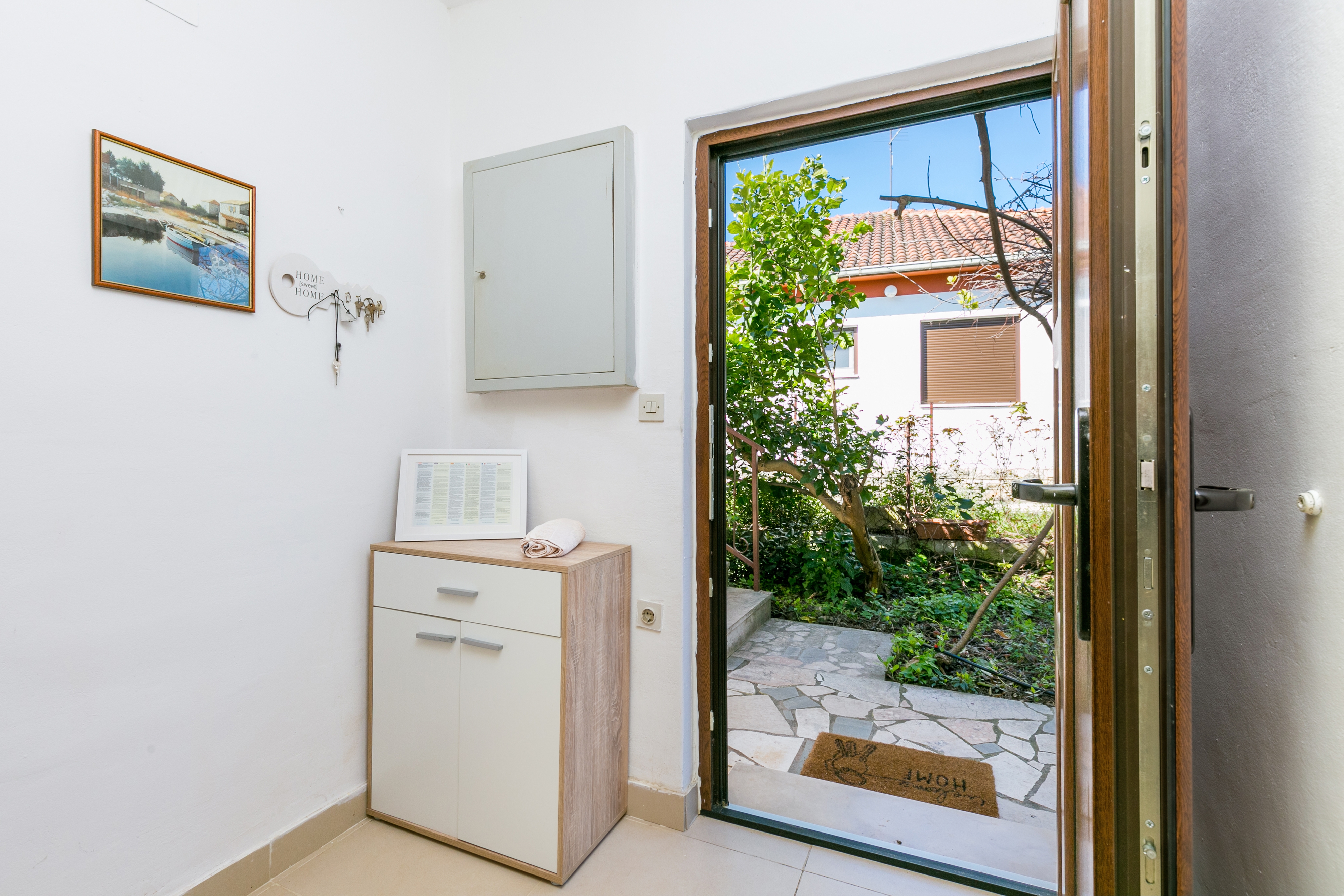 Four bedroom house with terrace Okrug Donji, Čiovo  K