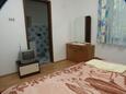 Selce, Bedroom in the apartment, air condition available, (pet friendly) and WiFi.