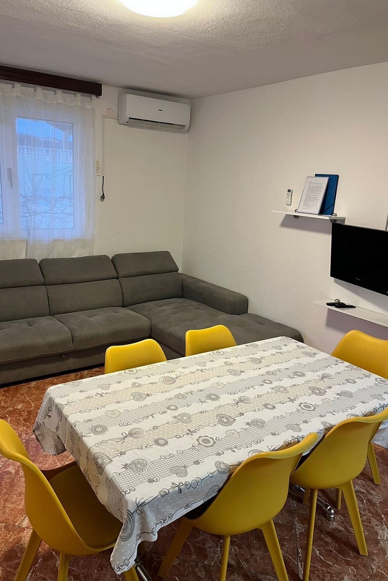 Three bedroom apartment with terrace Kanica, Rogoznica (A-24043-c)