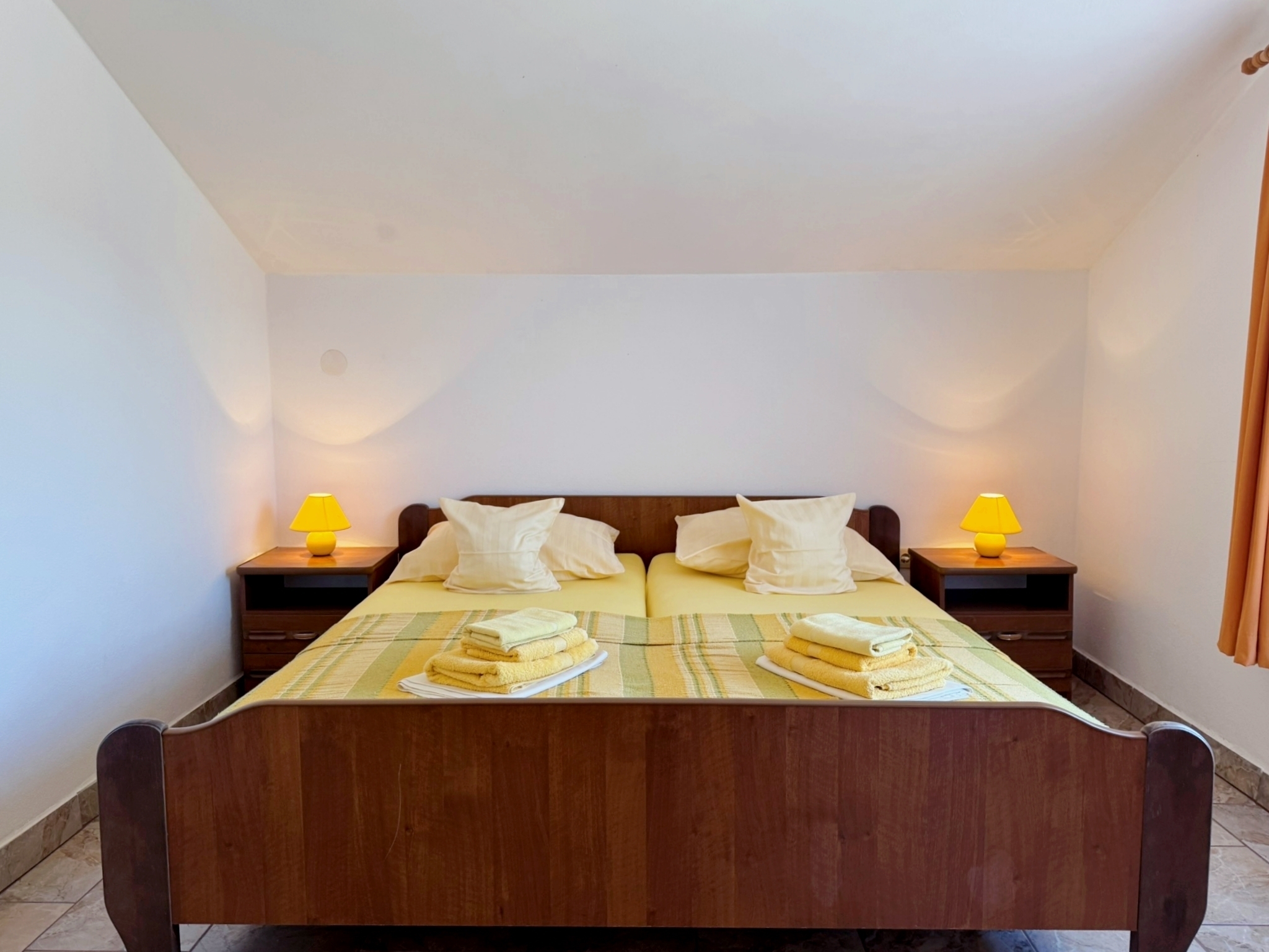 Two bedroom apartment with balcony Soline, Krk  A-a
