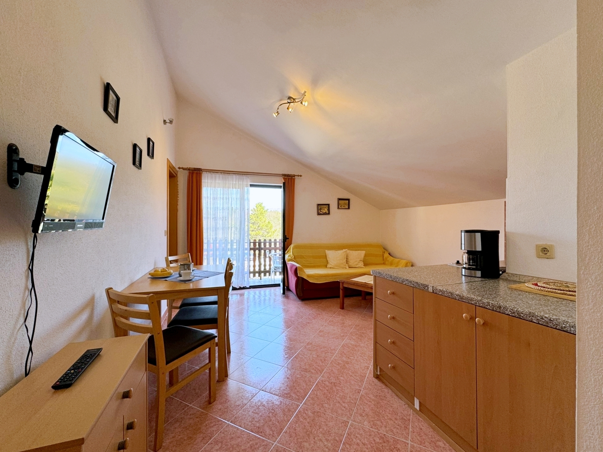 Two bedroom apartment with balcony Soline, Krk  A-a