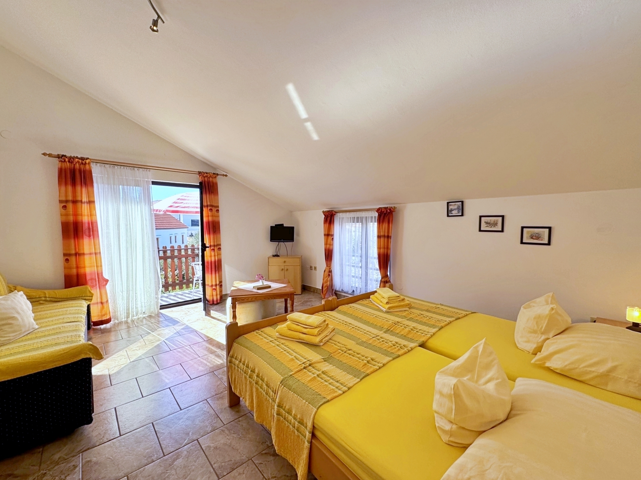 Studio flat with balcony Soline, Krk  AS-a