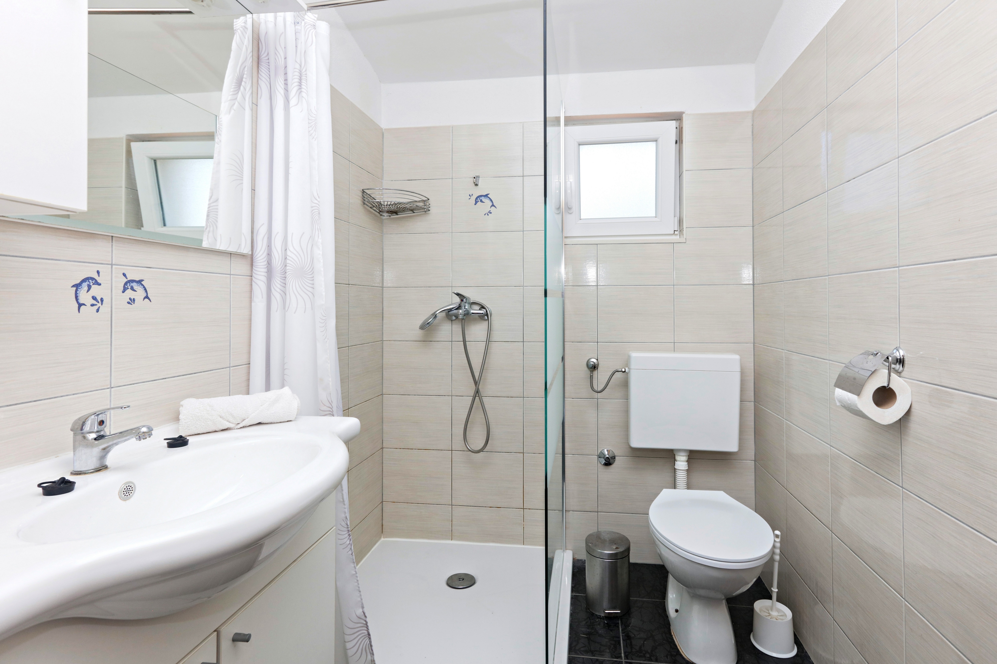 Two bedroom apartment with balcony and sea view Grebaštica, Šibenik  A-a