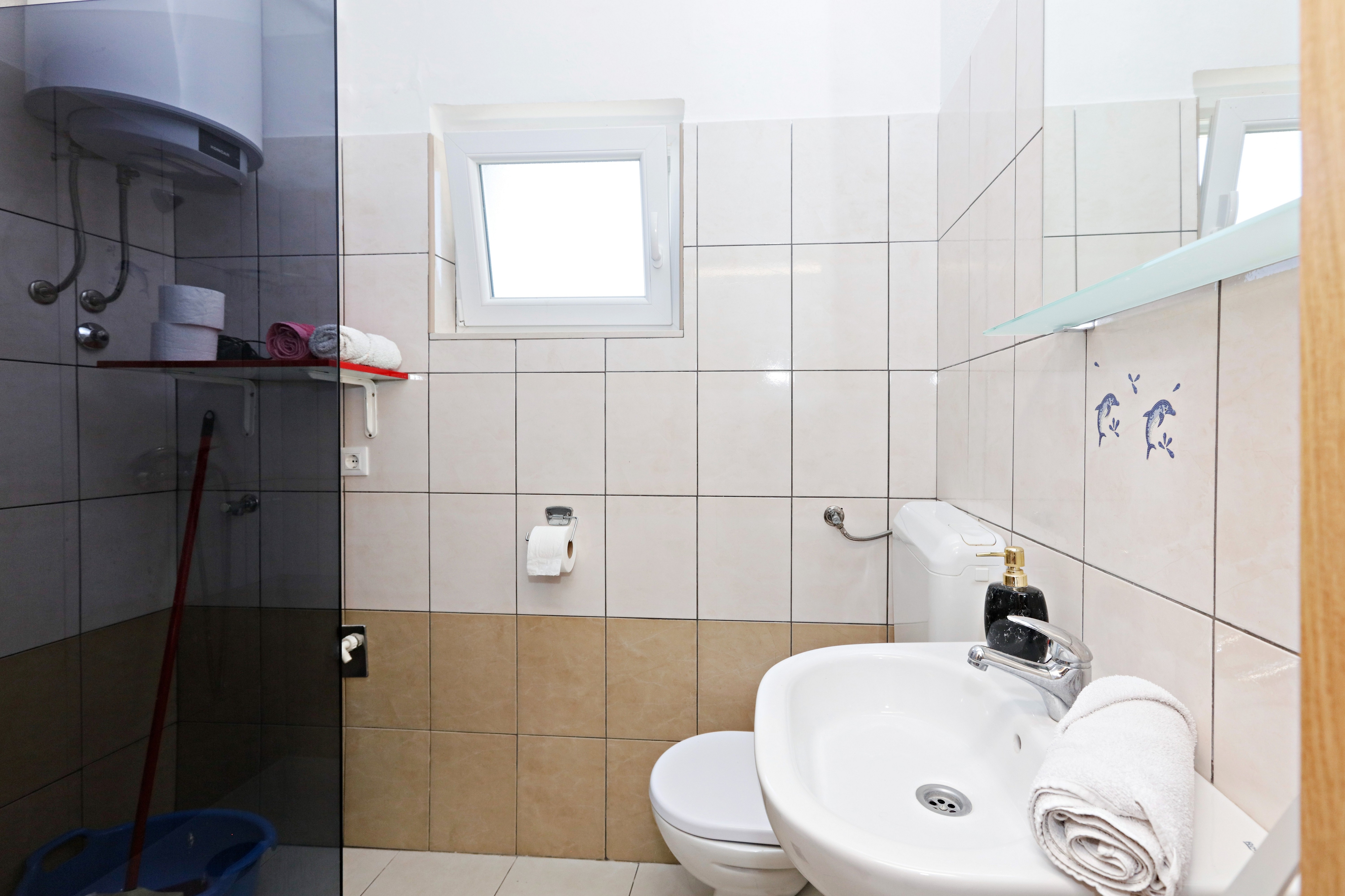 One bedroom apartment with balcony Grebaštica, Šibenik  A-c