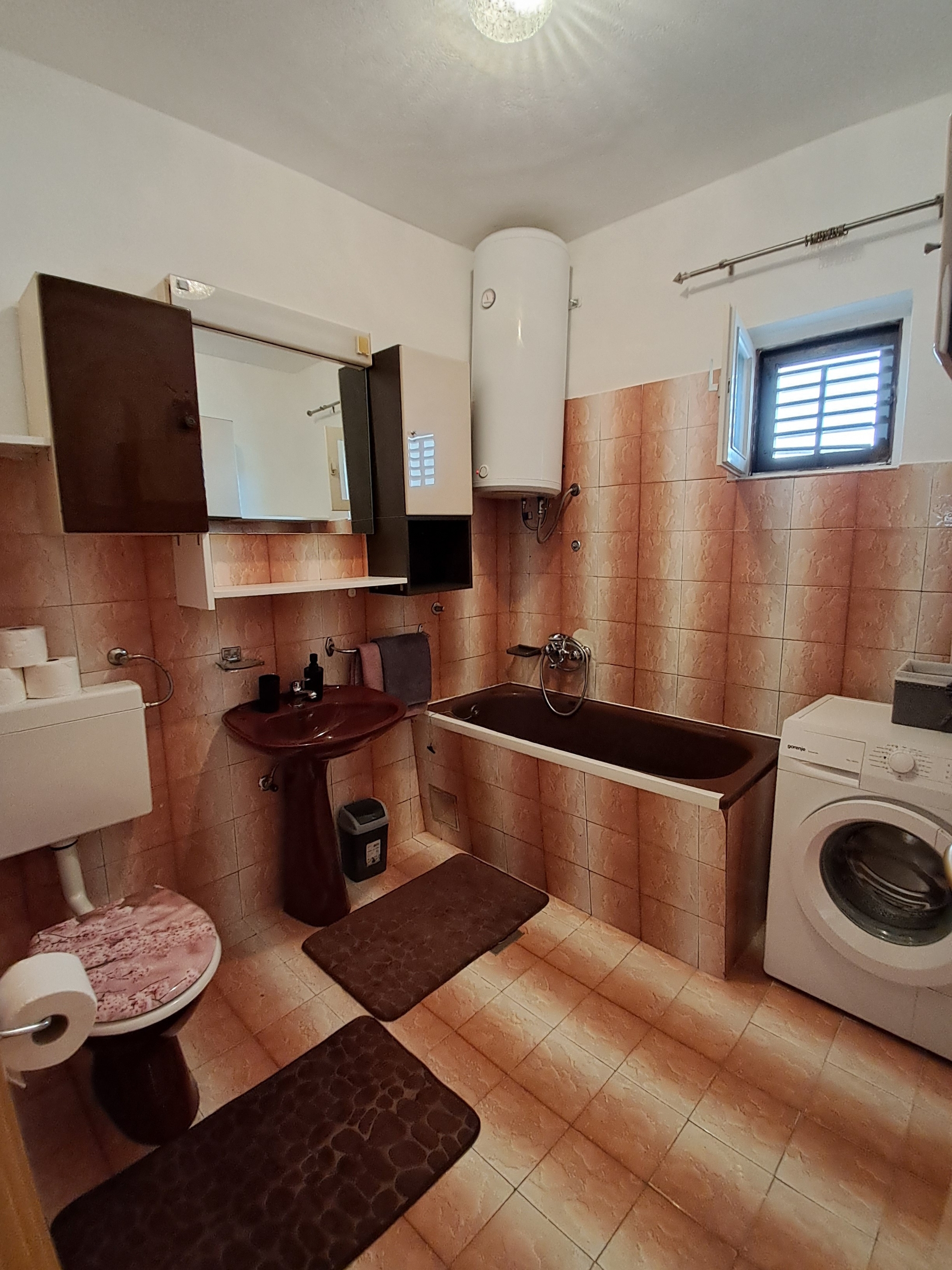 Three bedroom apartment with terrace Zaton, Krka  A-a