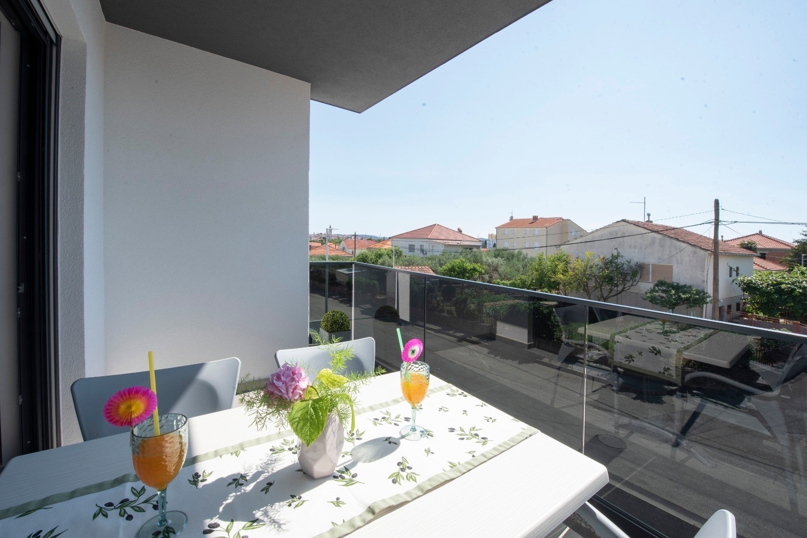 Two bedroom apartment with balcony Trogir  A-a