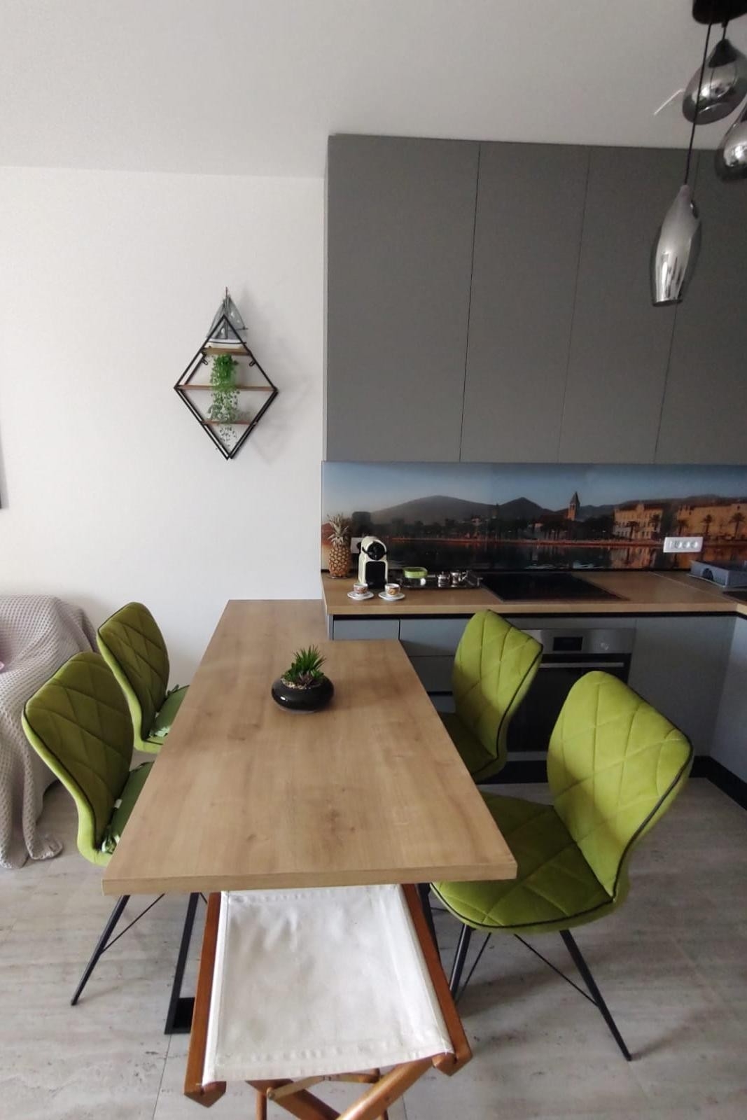 Two bedroom apartment with balcony Trogir  A-a