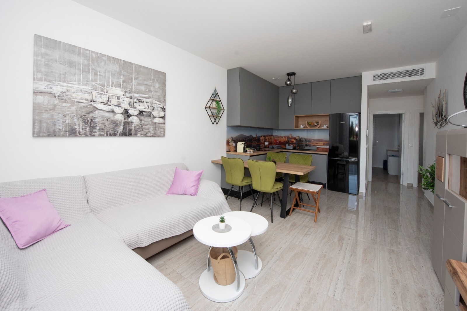 Two bedroom apartment with balcony Trogir  A-a