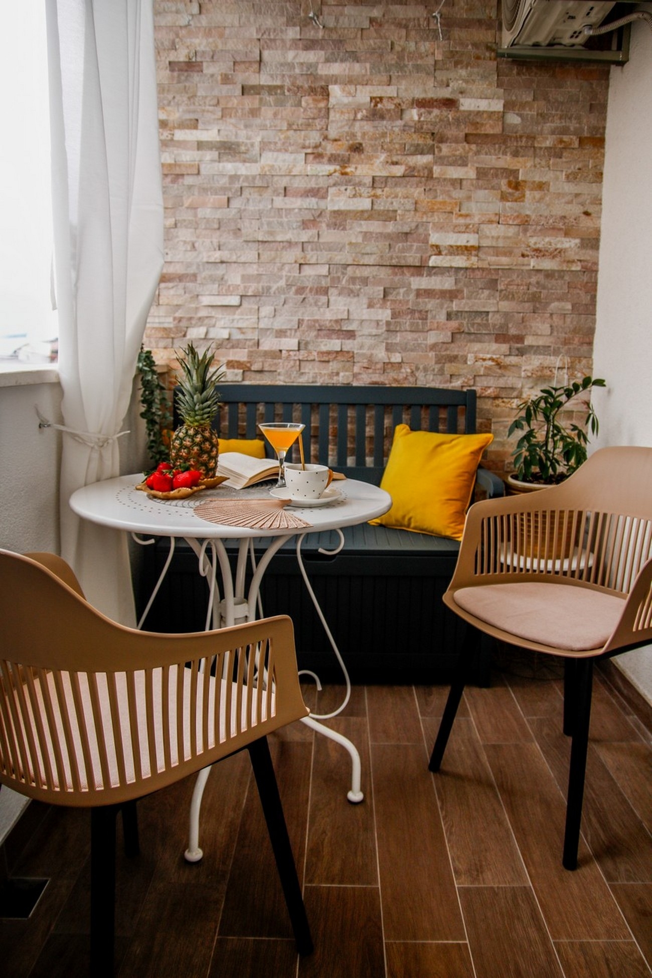 Two bedroom apartment with balcony and sea view Podstrana, Split  A-a