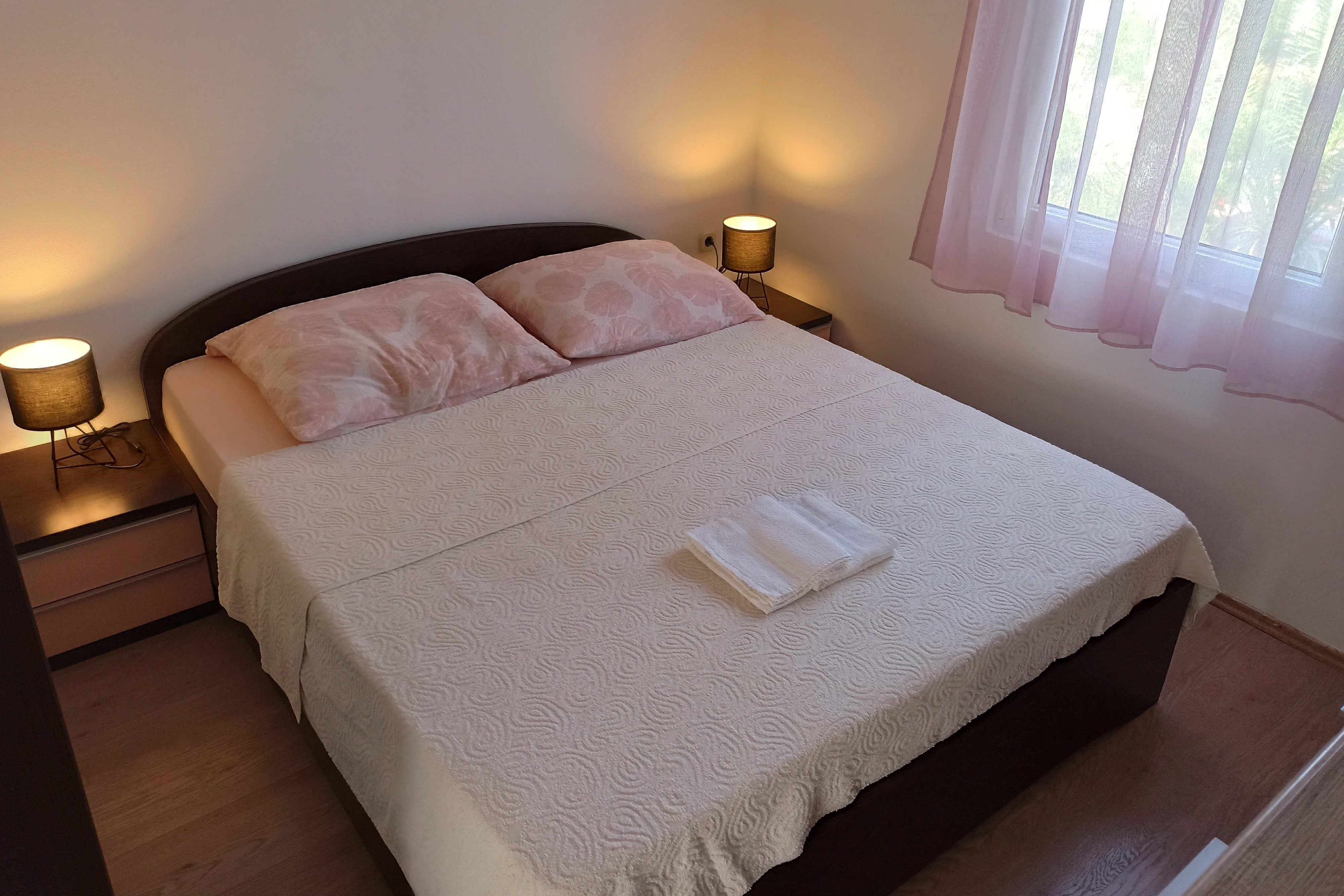 Two bedroom apartment with terrace Vir (A-24066-a)