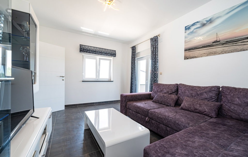 Two bedroom house with terrace Kruševo, Novigrad (K-24069)