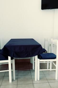 Rukavac, Sala da pranzo nell'alloggi del tipo apartment, condizionatore disponibile e WiFi.
