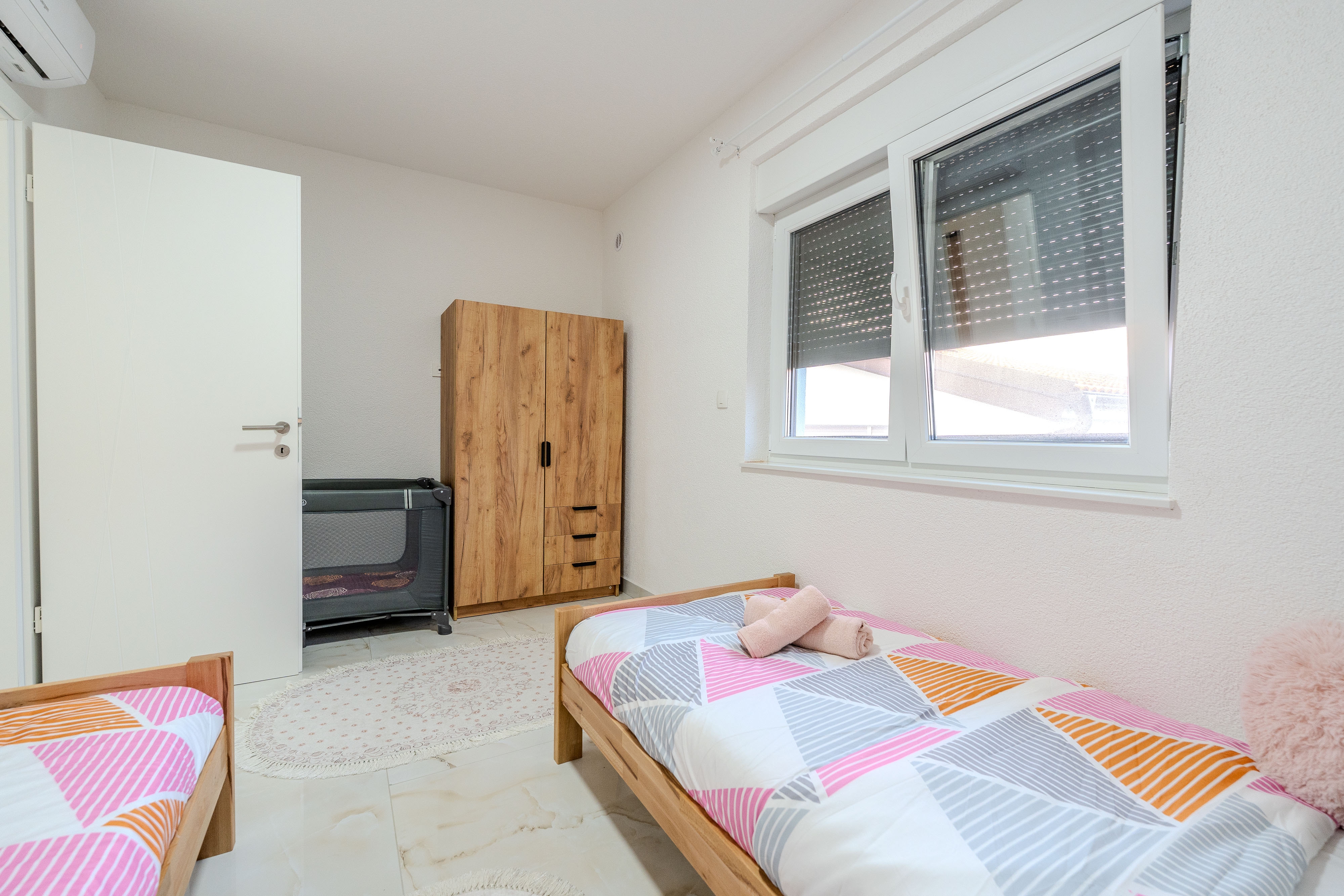 Two bedroom apartment with terrace and sea view Vir  A-a