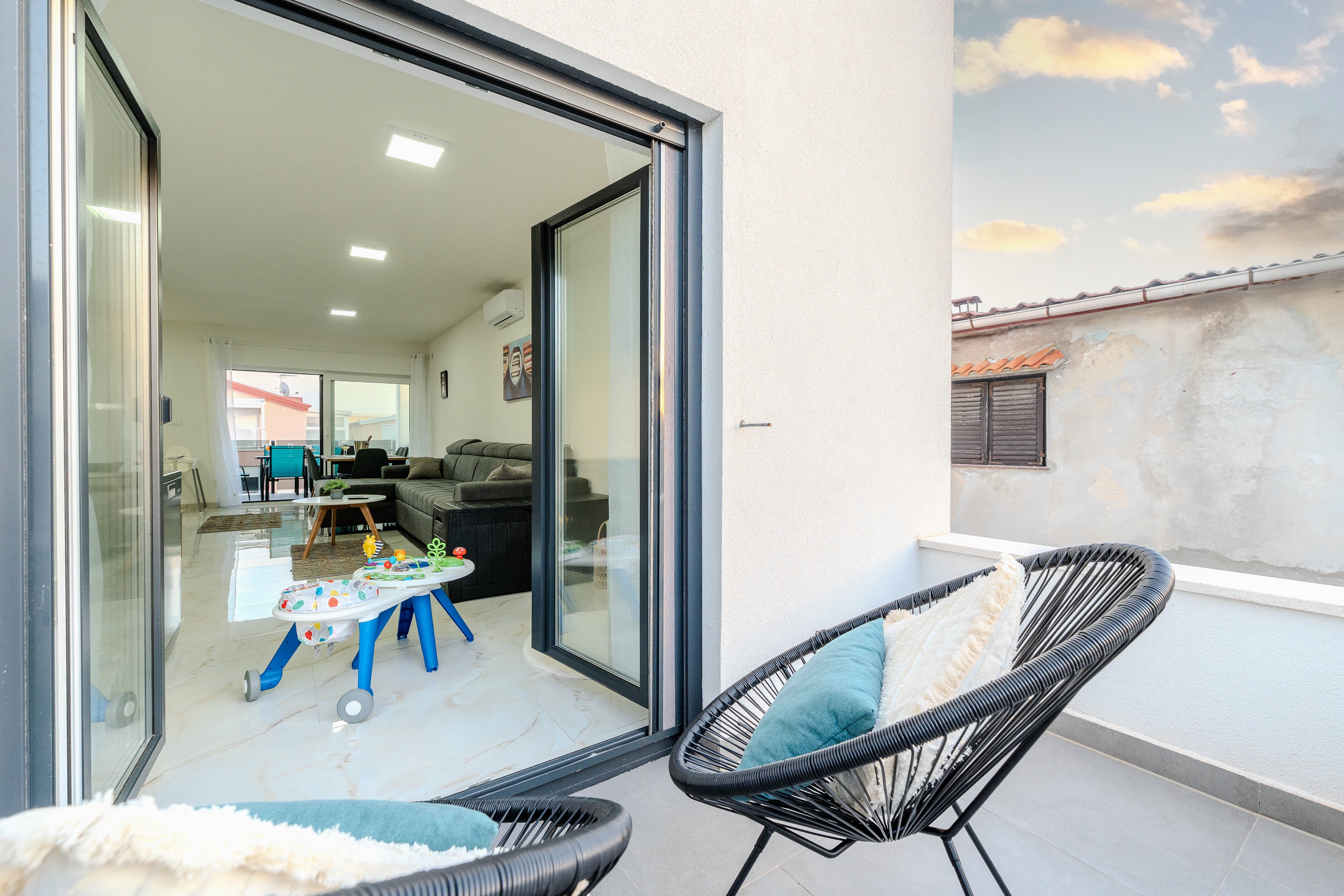 Two bedroom apartment with terrace and sea view Vir  A-a