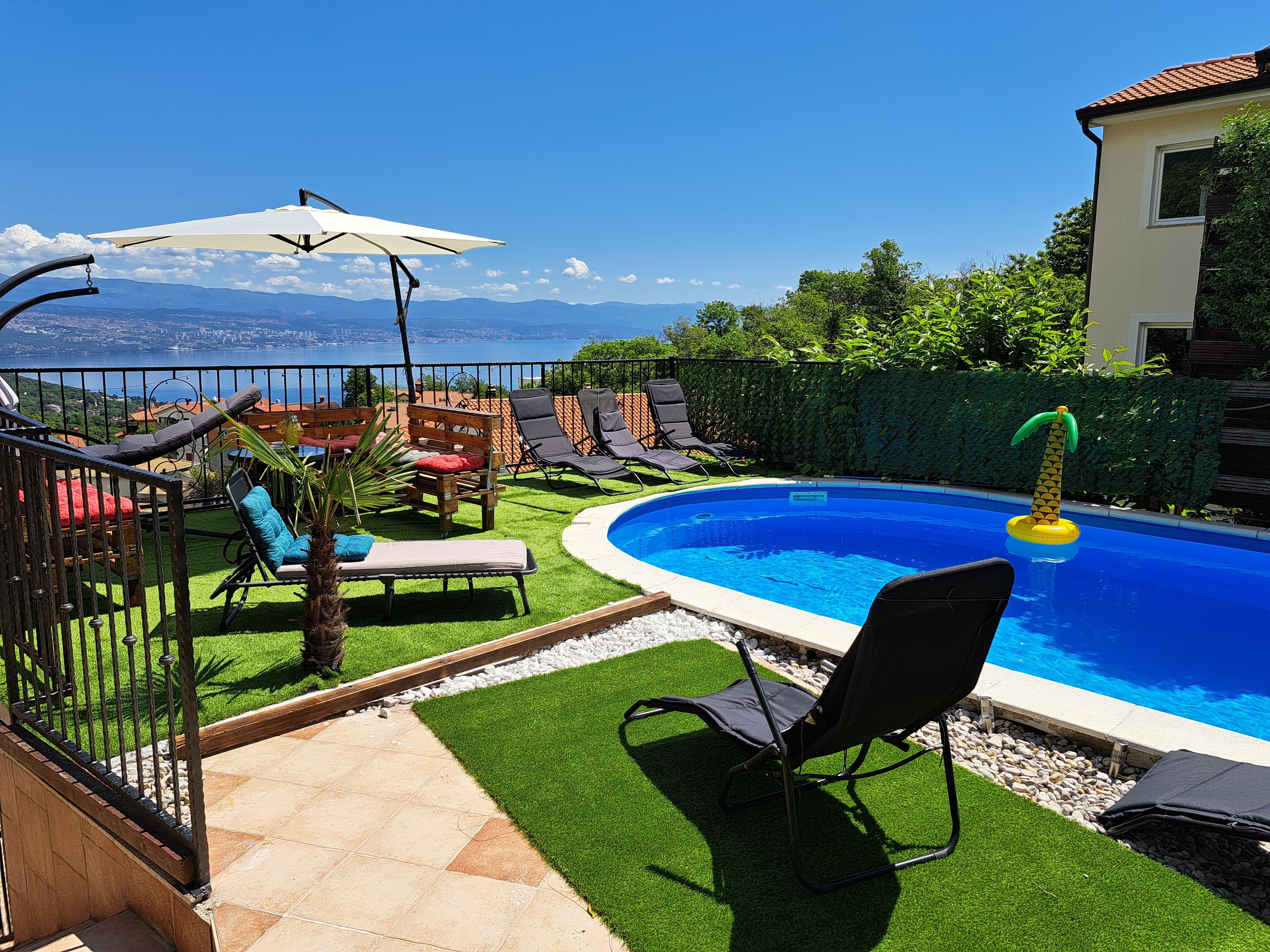 Comfortable and spacious house with terrace and sea view Lovran (Opatija) (K-24076) Comfortable and spacious house with terrace and sea view Lovran (Opatija) (K-24076)
