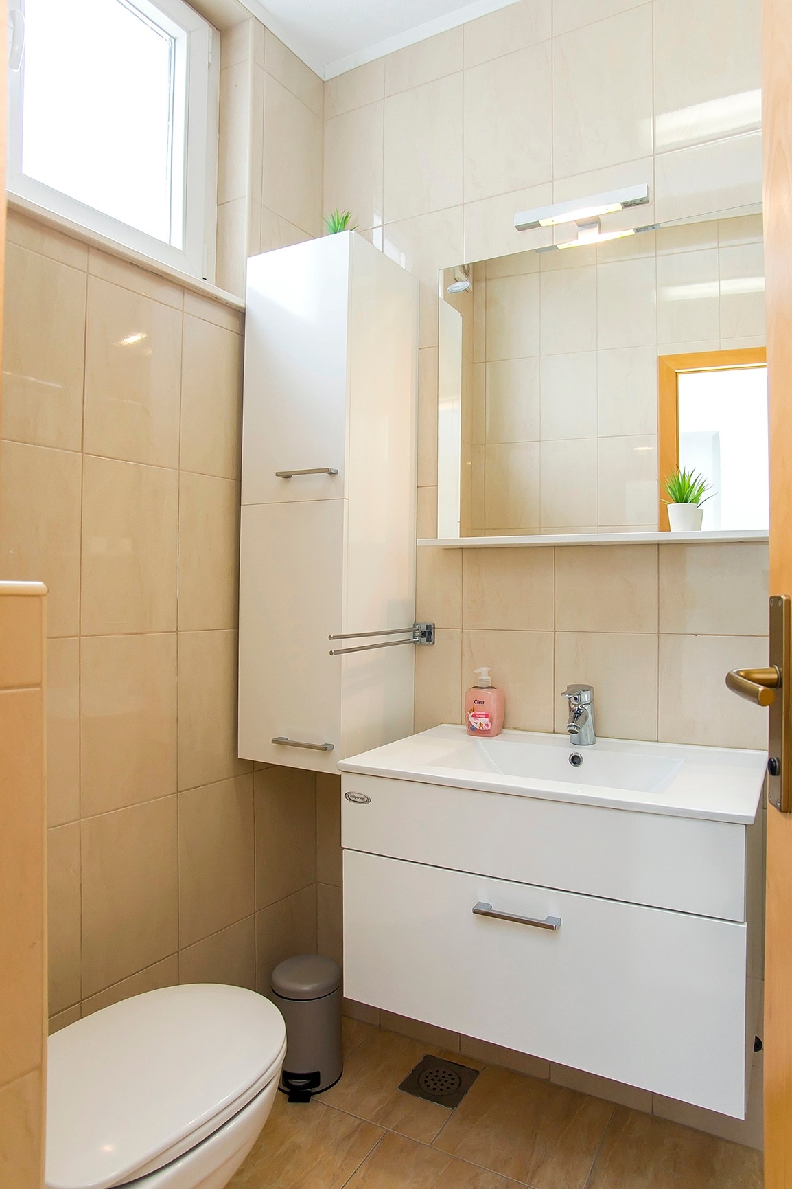 Four bedroom house with terrace Janjina, Pelješac  K