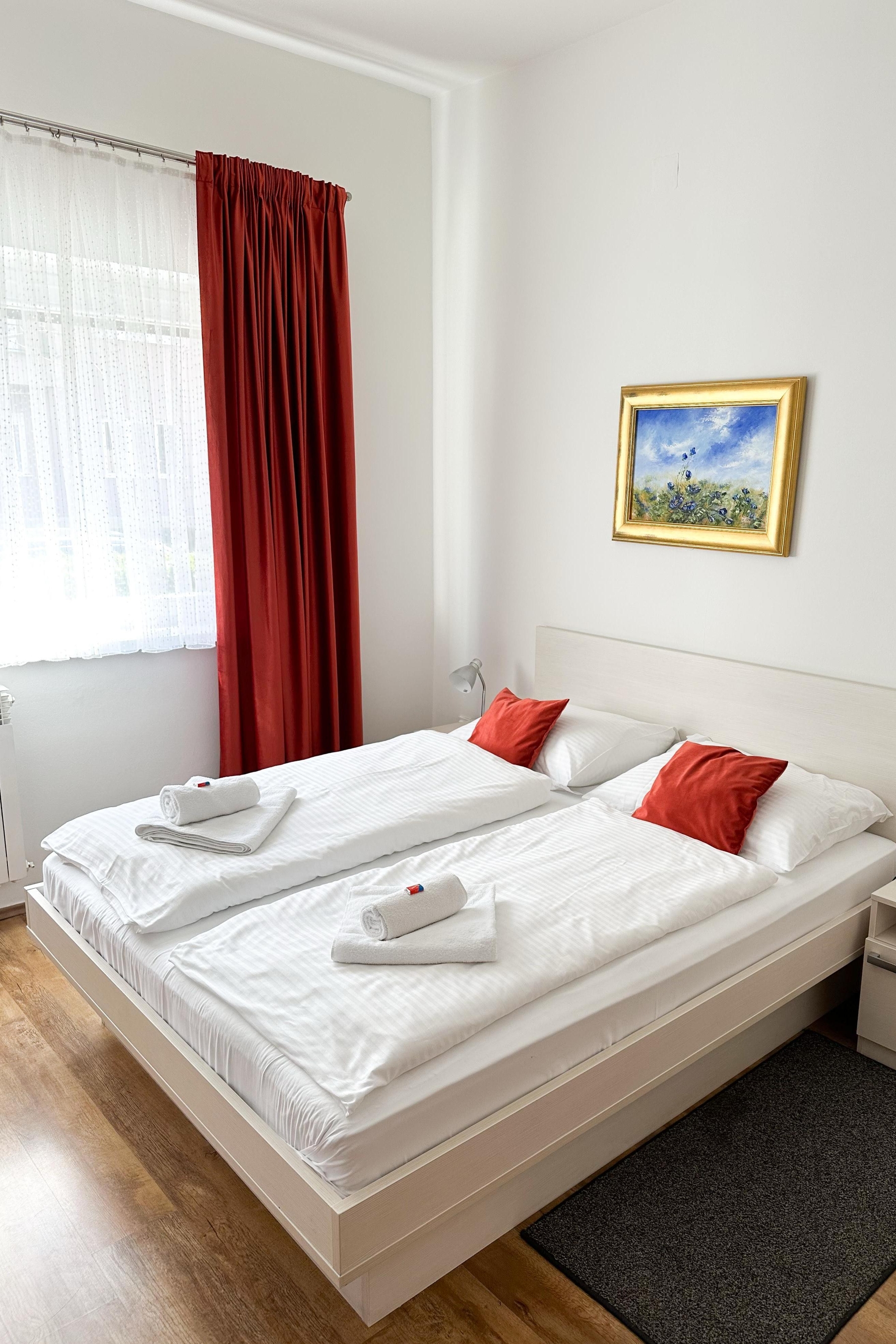 Room with air-conditioning Zagreb (S-24079-a) Room with air-conditioning Zagreb (S-24079-a)