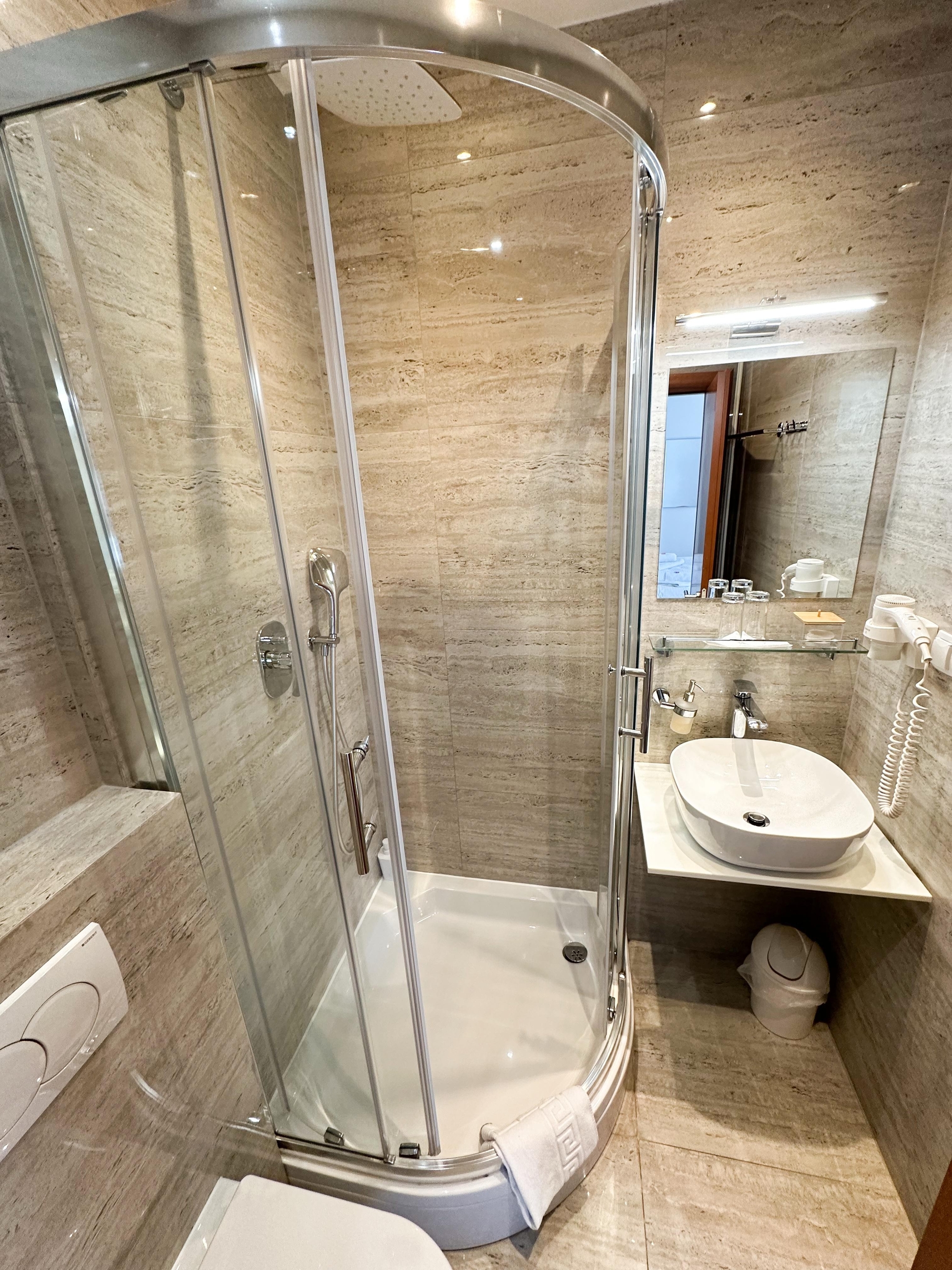 Soba s klimom Zagreb  S-b