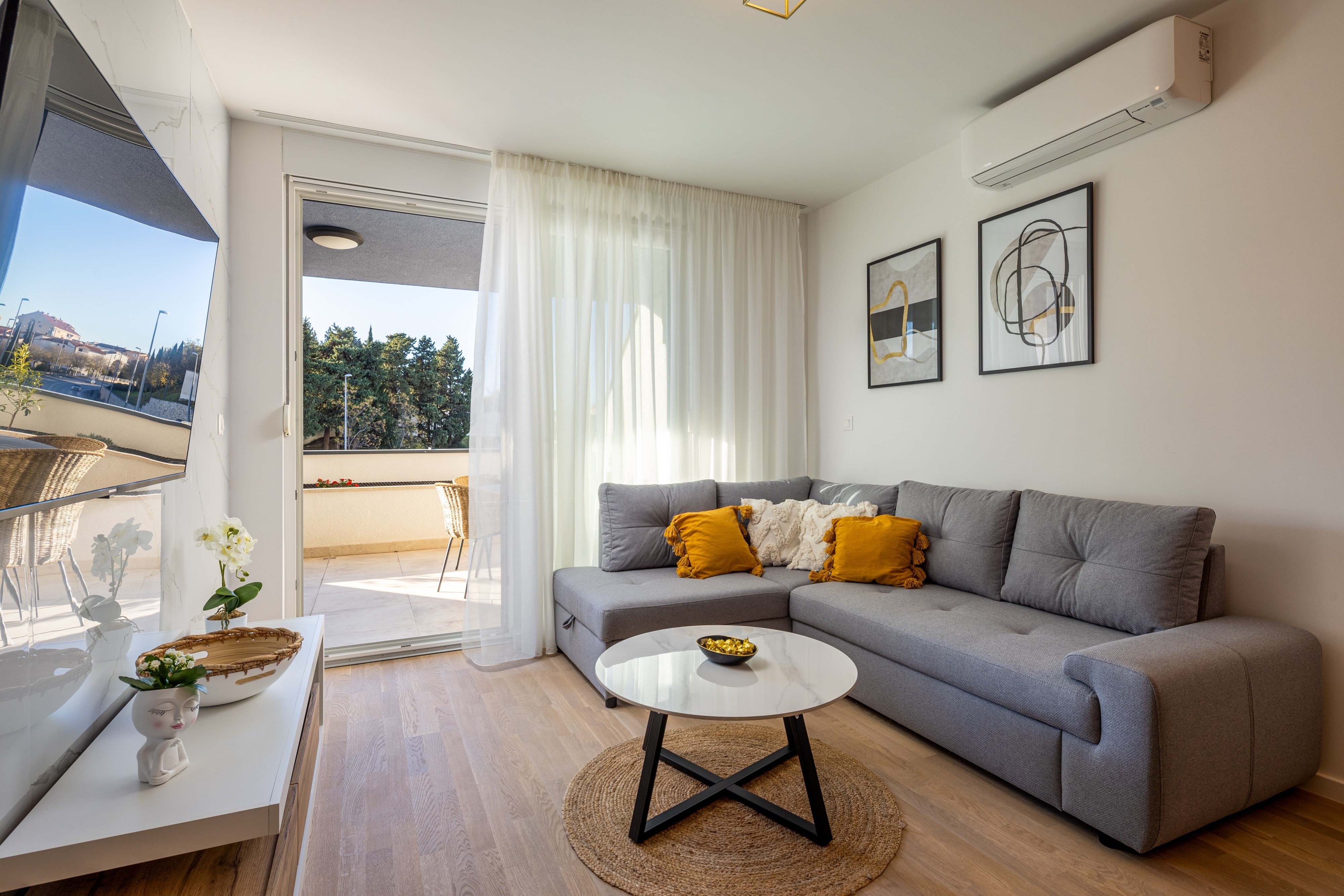 One bedroom apartment with terrace Split  A-a