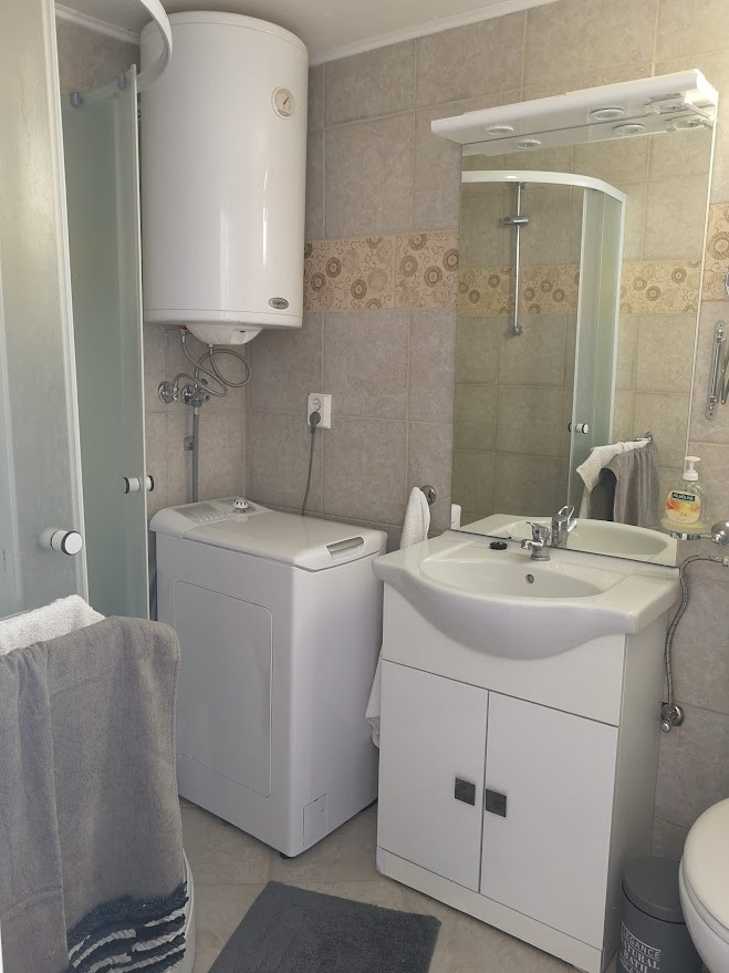 Three bedroom house with terrace and sea view Drvenik Mali, Drvenik  K
