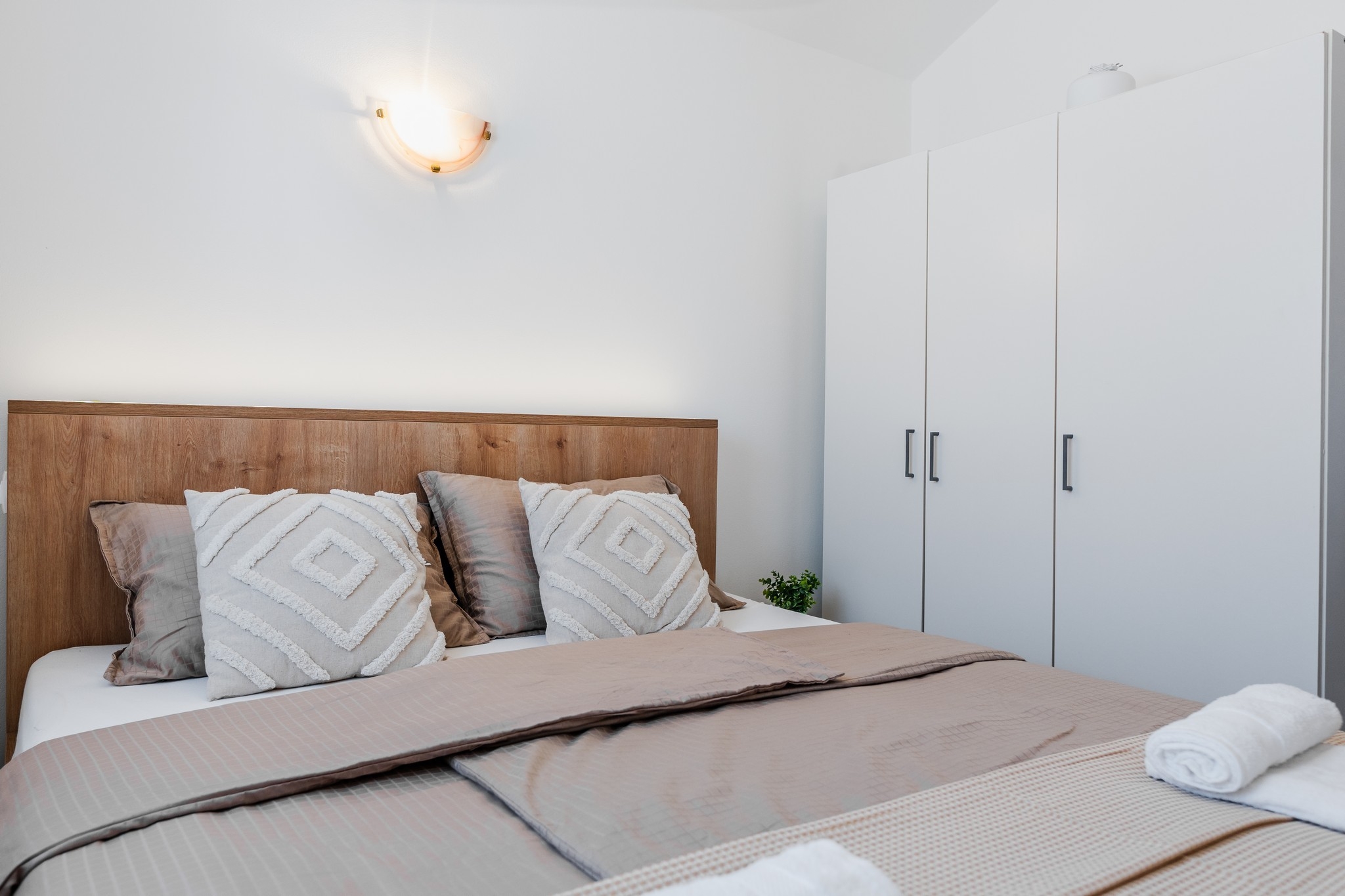 Two bedroom apartment with terrace Vir  A-b