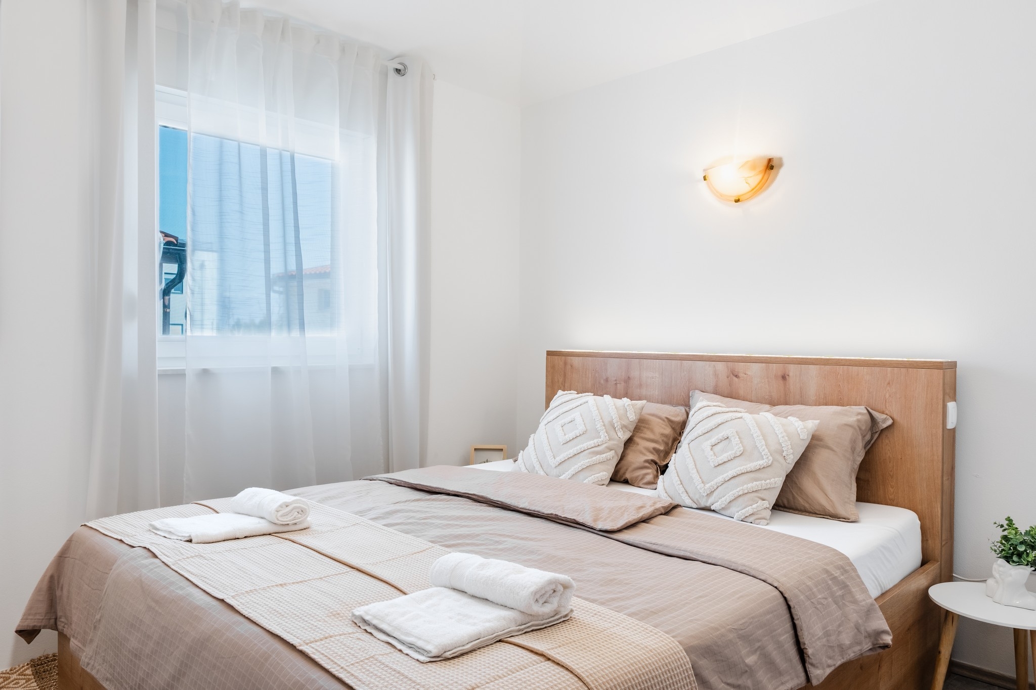 Two bedroom apartment with terrace Vir  A-c