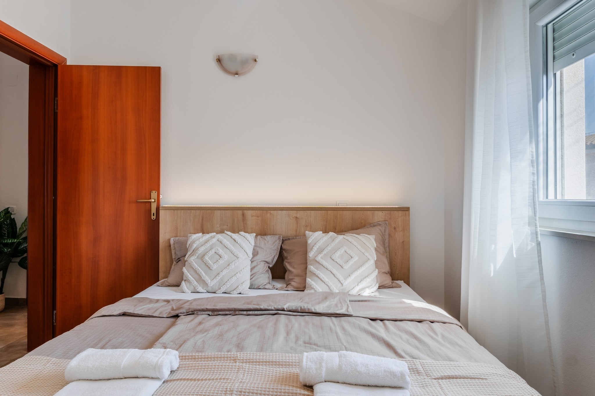 Two bedroom apartment with terrace Vir  A-c