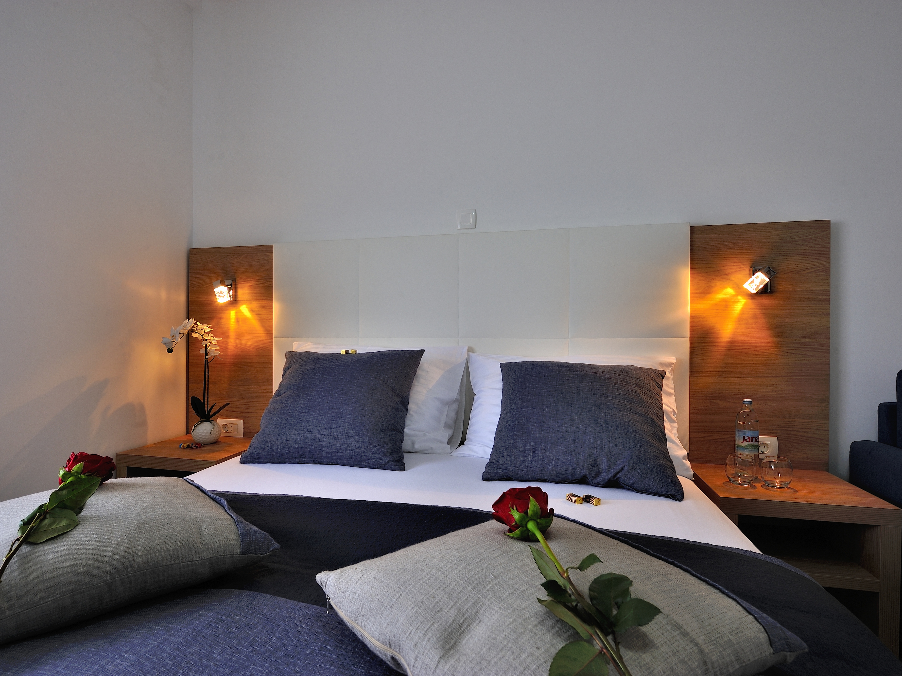 One bedroom apartment with terrace and sea view Zadar (A-24099-a)